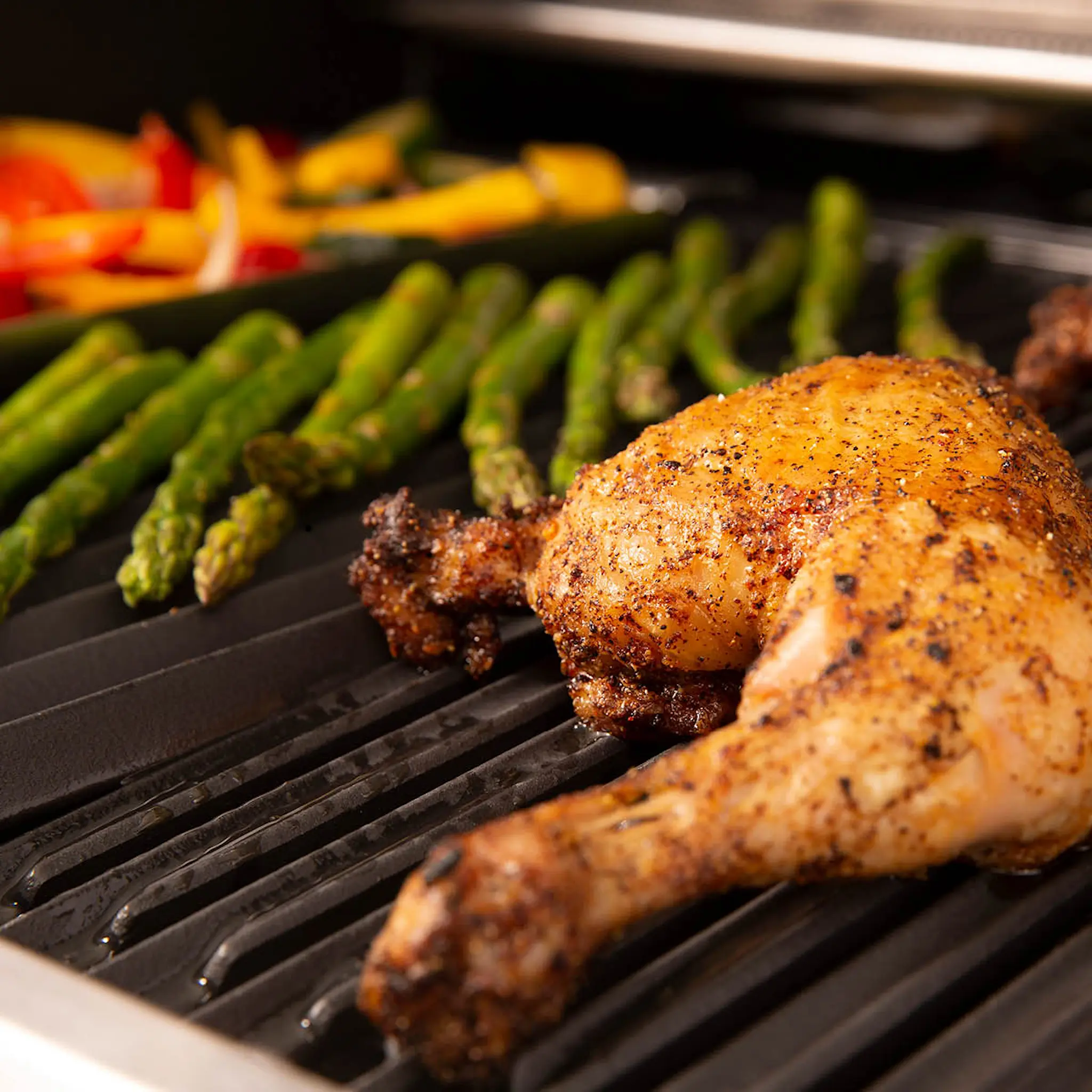 Broil King Gasolgrill Baron 490 Shadow med rotisserie och sidobrännare