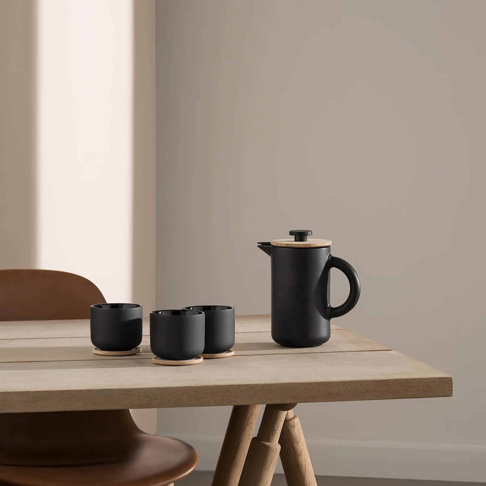 Stelton Theo Mugg Med Underlägg Svart