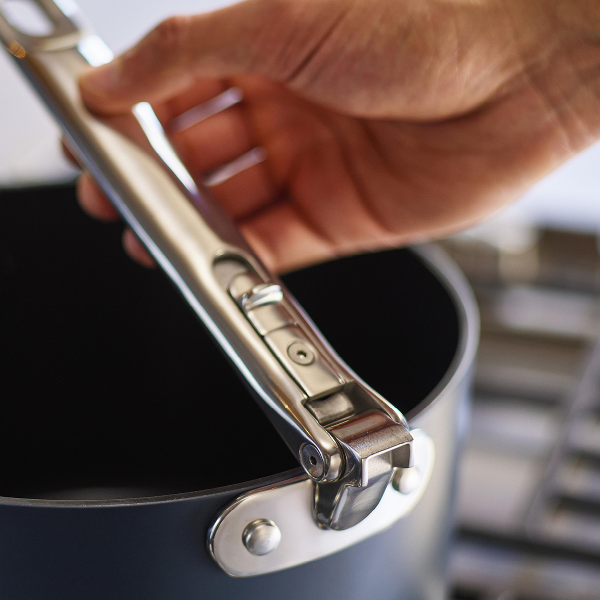 Joseph Joseph Space kastrull med lock 2,9 L 19 cm midnight blue