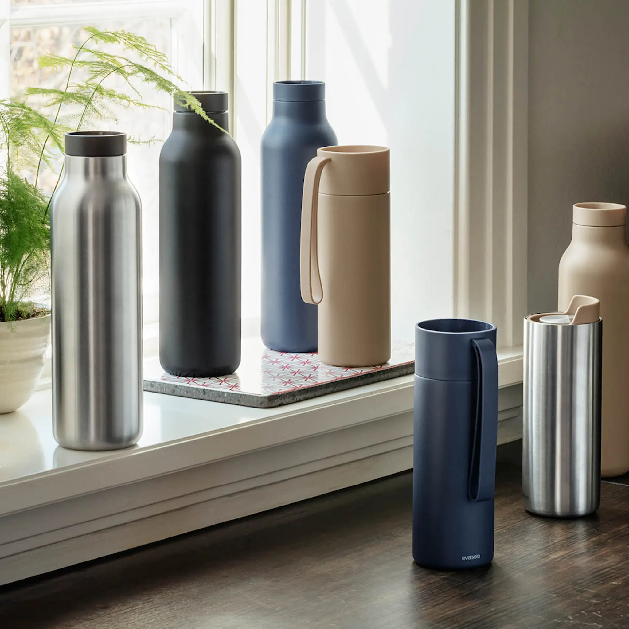 Eva Solo To Go Urban Termospullo 0,7 L Musta/Teräs