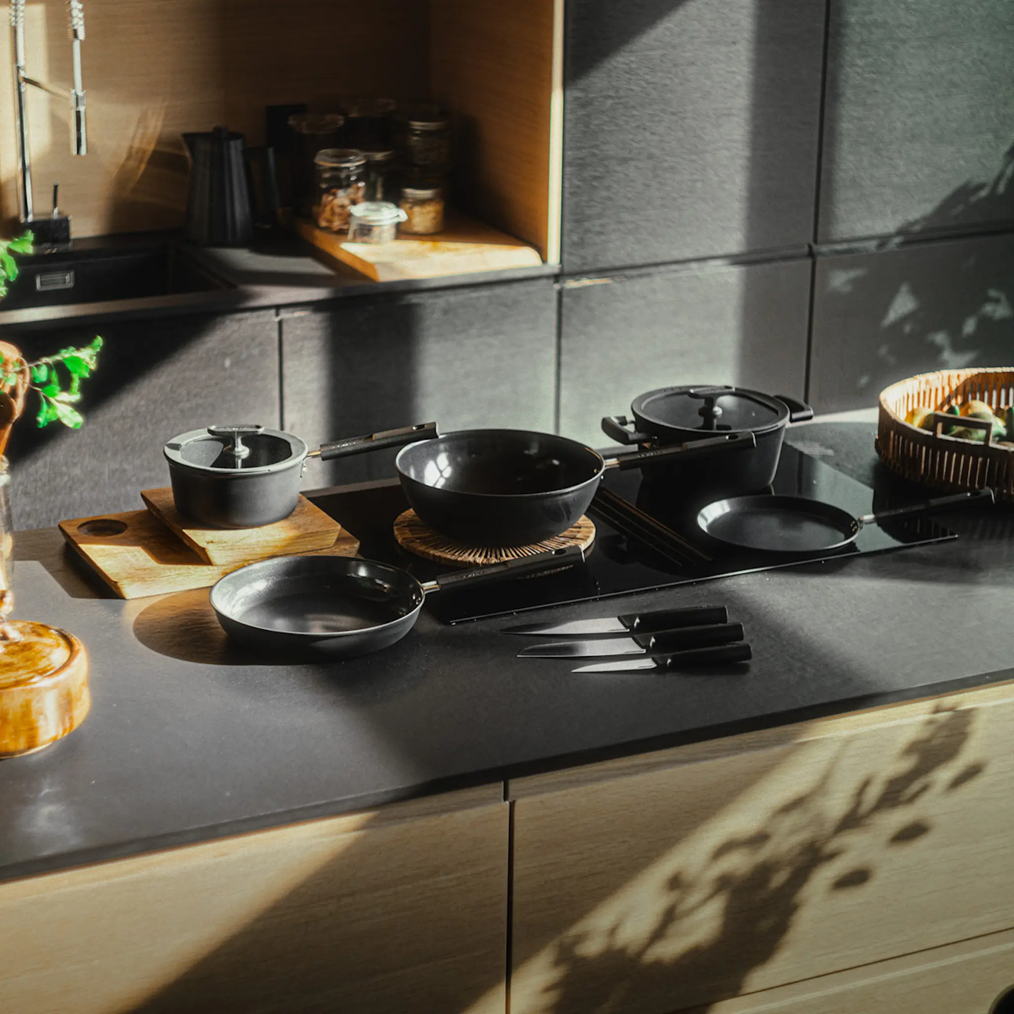 Fiskars Hard Face keramisk kastrull med lock 2,5 L