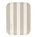 Stripes serveringsbricka 27x30 cm vit/beige