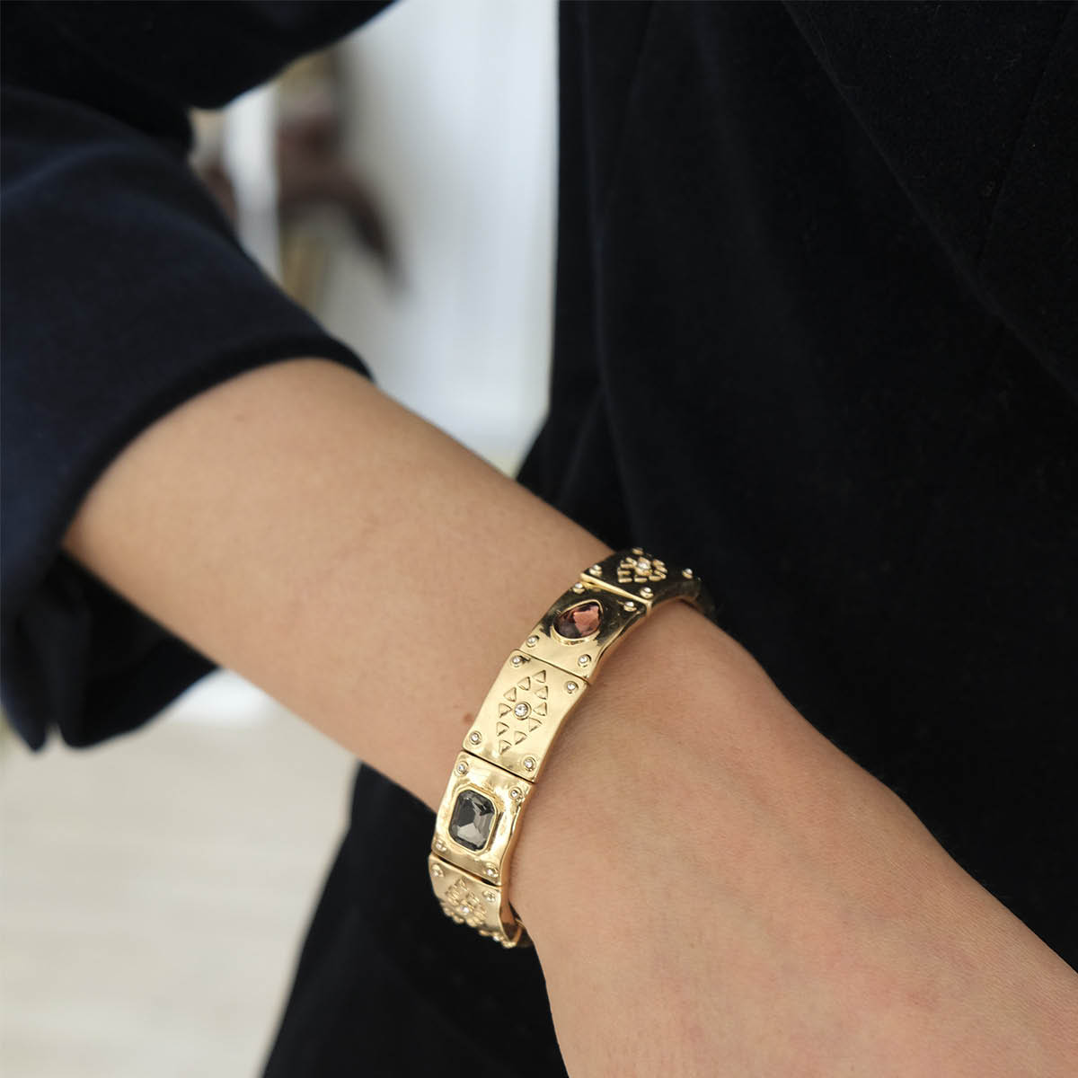 A&C Oslo AS Bohemia elastiskt armband 19 cm guld/brun