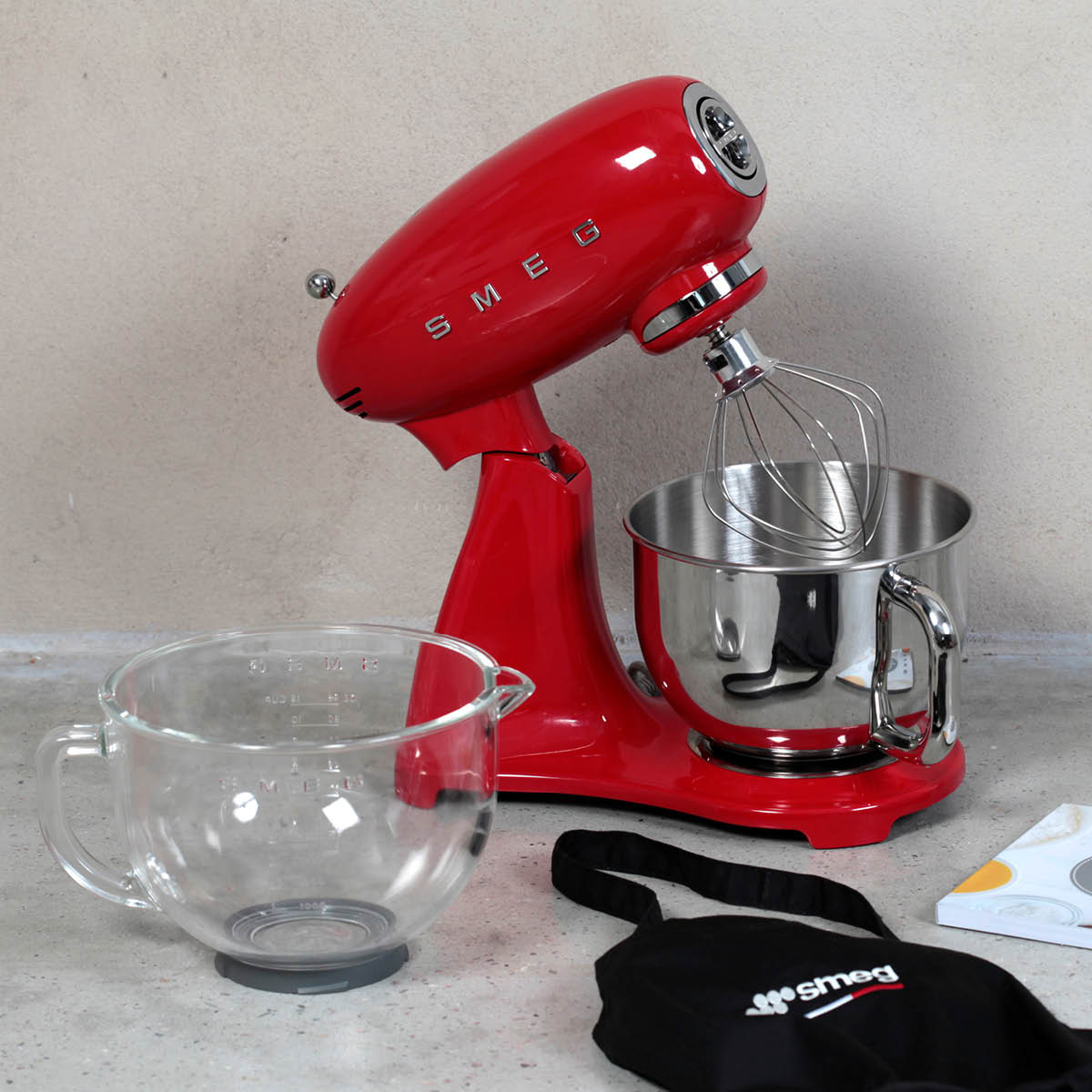 Smeg Kjøkkenmaskin SMF43RDIT 4,8L rød med glasskål