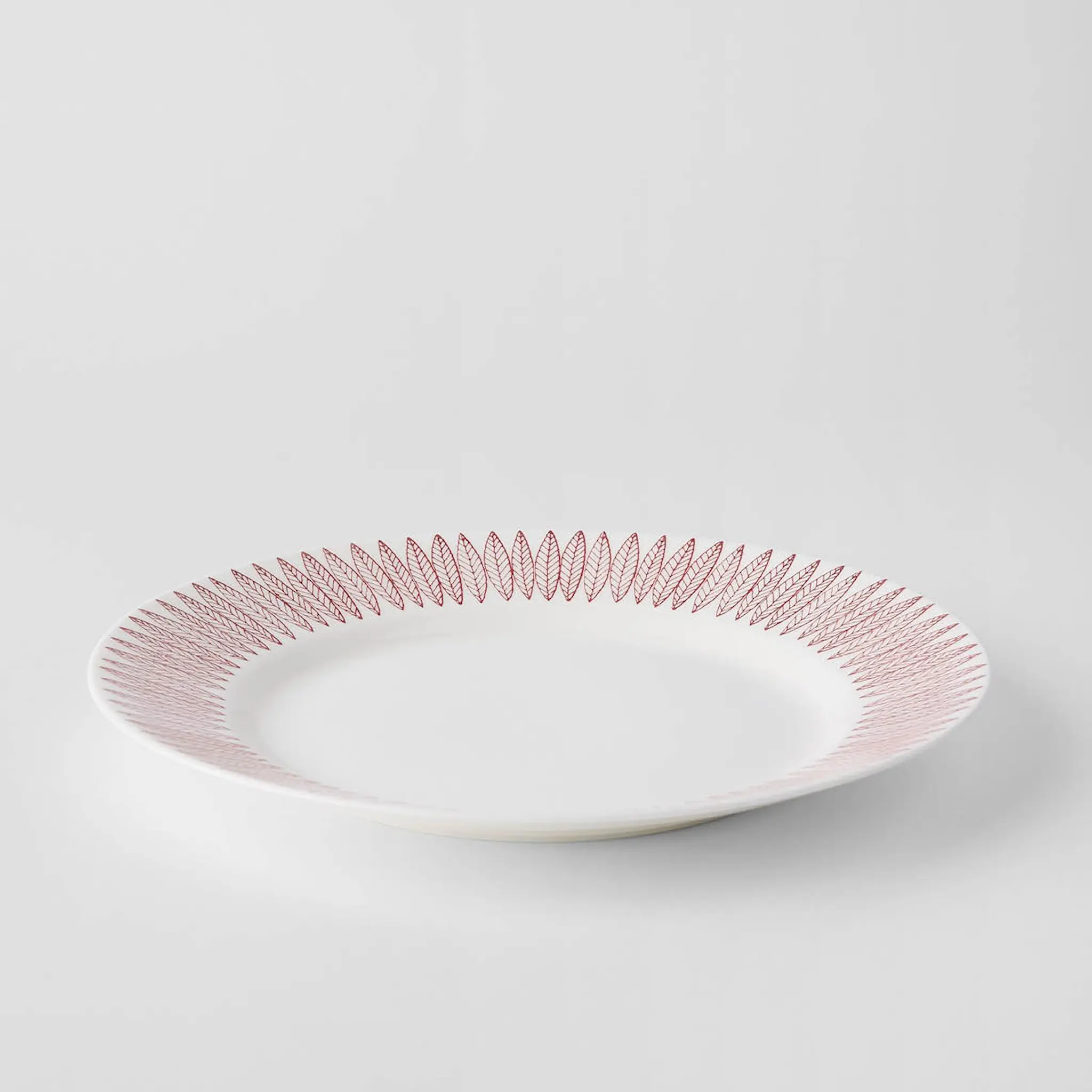 Gustafsberg Salix Rød tallerken 28 cm med brem