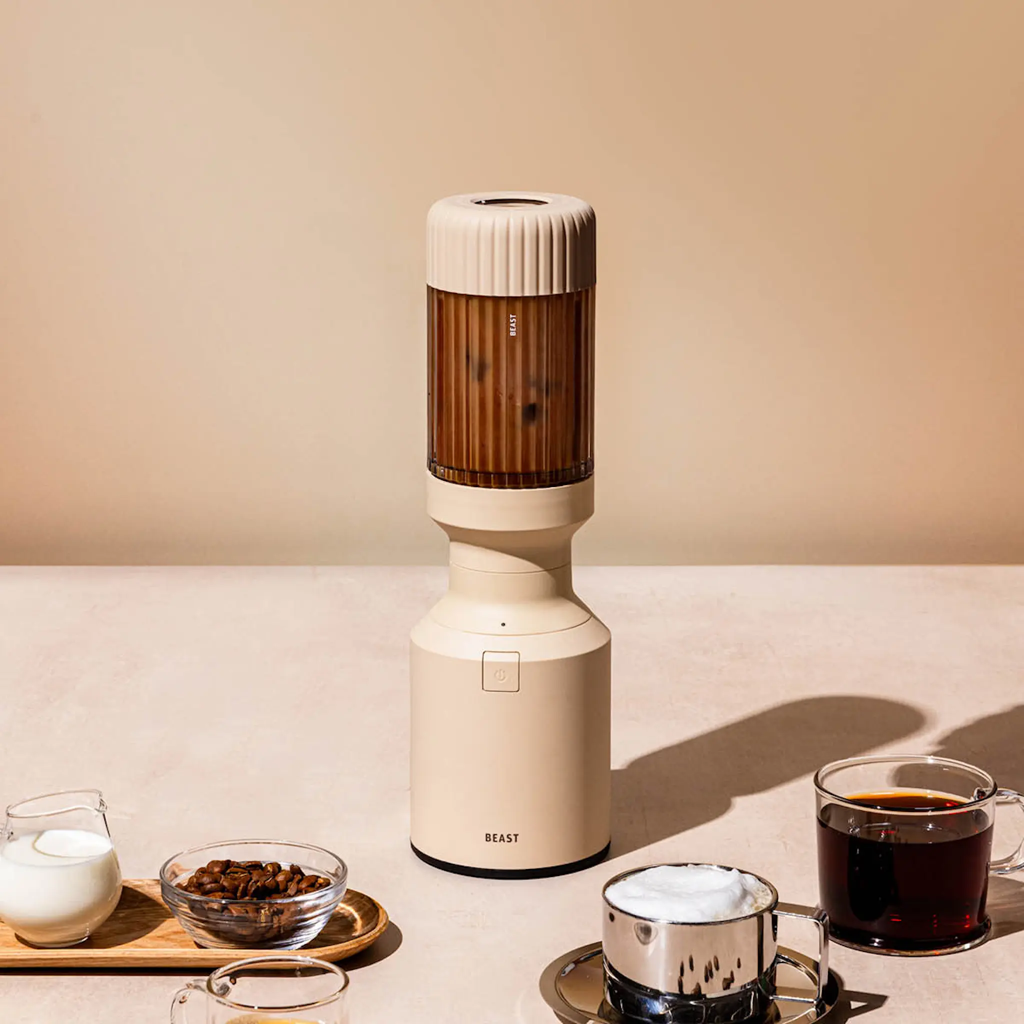 Beast Mighty 650 blender 0,63L Sand