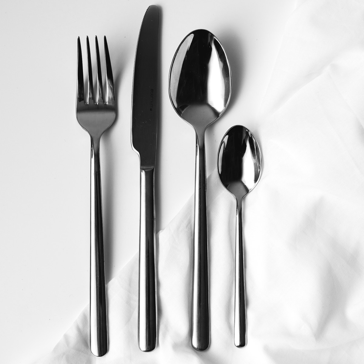 Eternum Nardo bestikksett 16 deler rustfritt stål