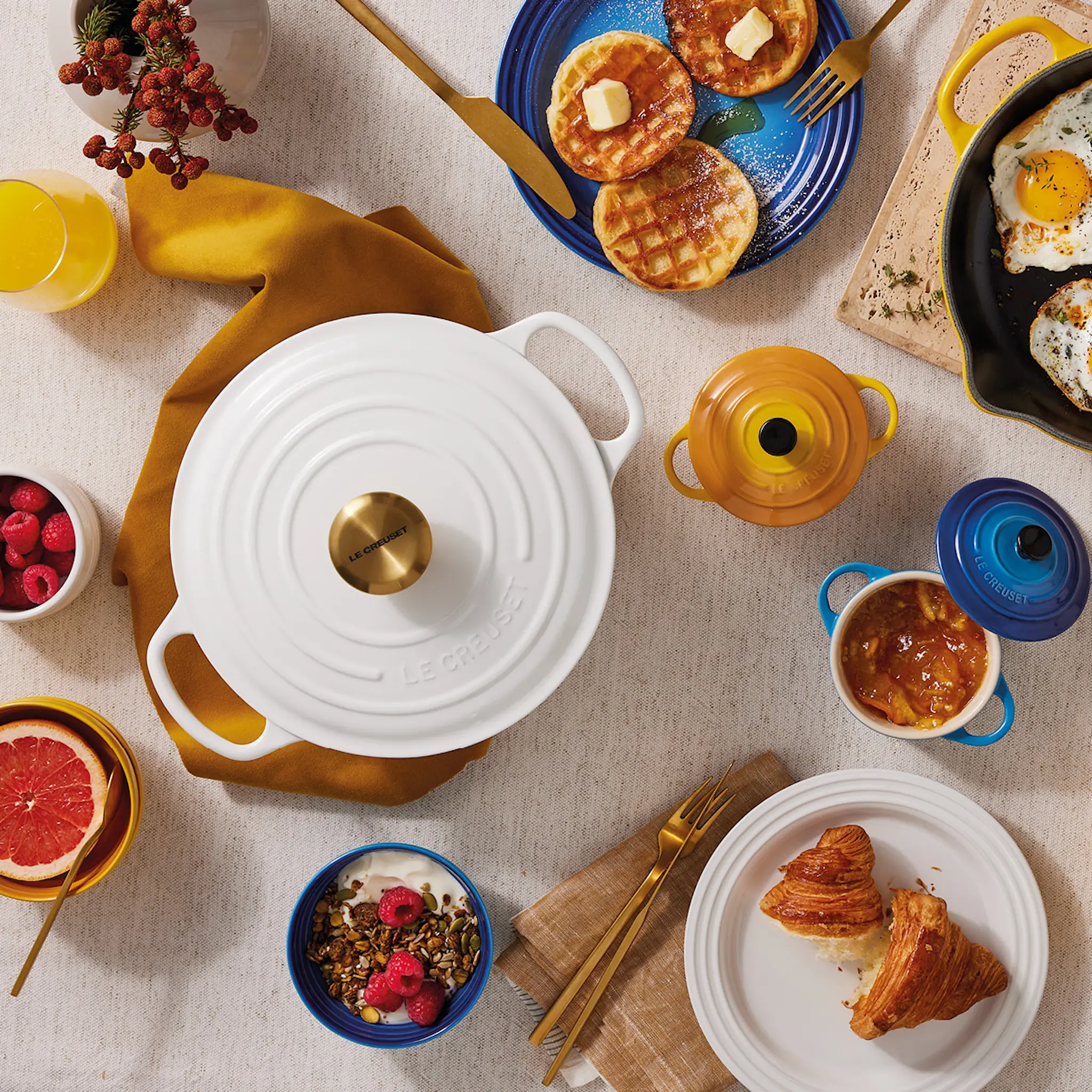 Le Creuset Signature Valurautapata pyöreä 24 cm 4,2 L White