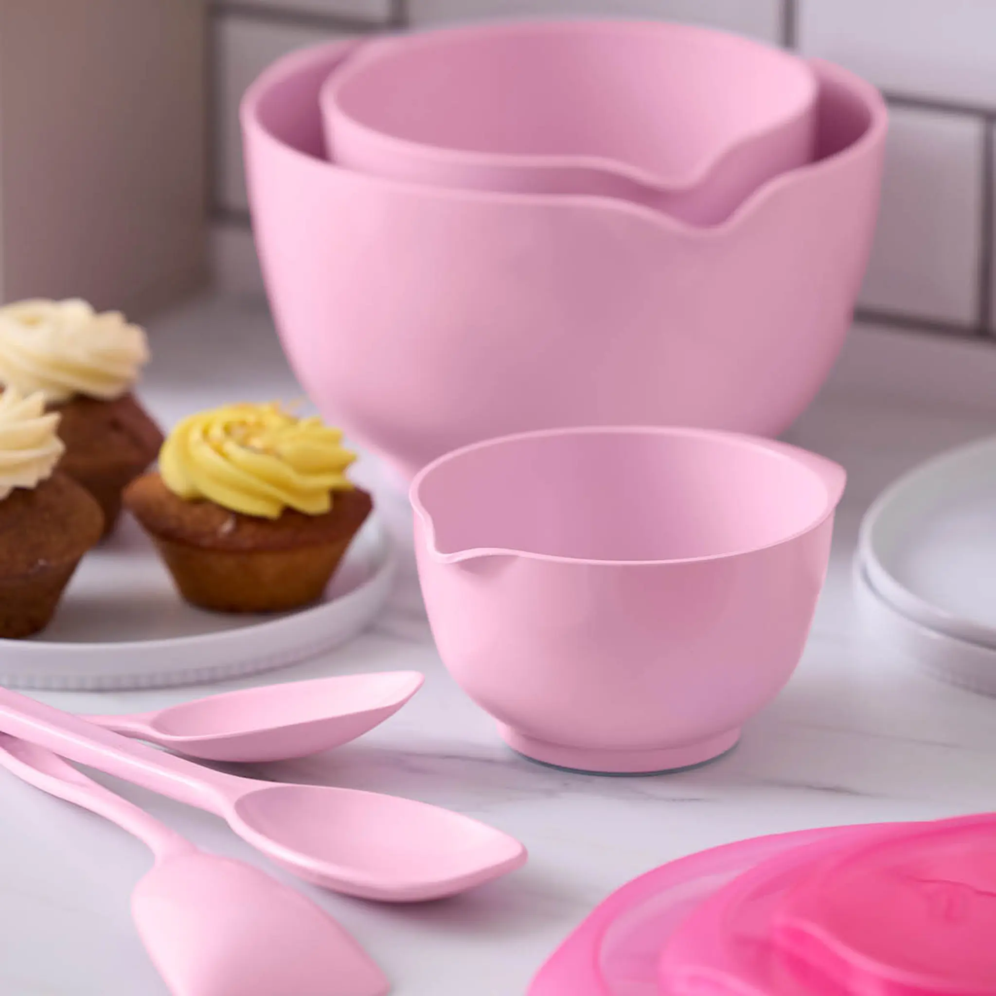 Rosti Margrethe skålset 0,5 +1,5 +3 L Rosa Bandet