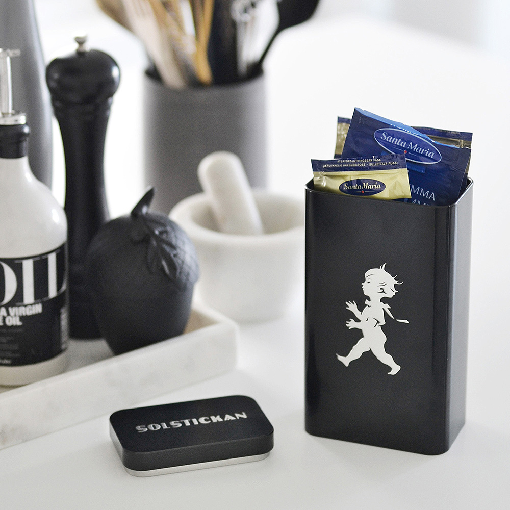 SOLSTICKAN Kaffeboks metall svart matt