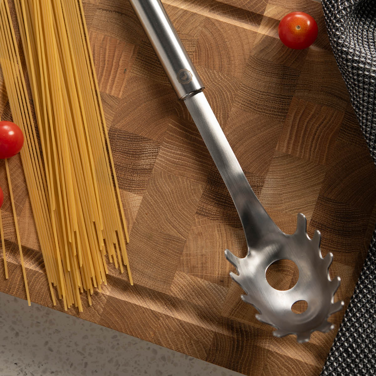Anders Petter Steel Essentials Spagettikauha 33 cm Terös