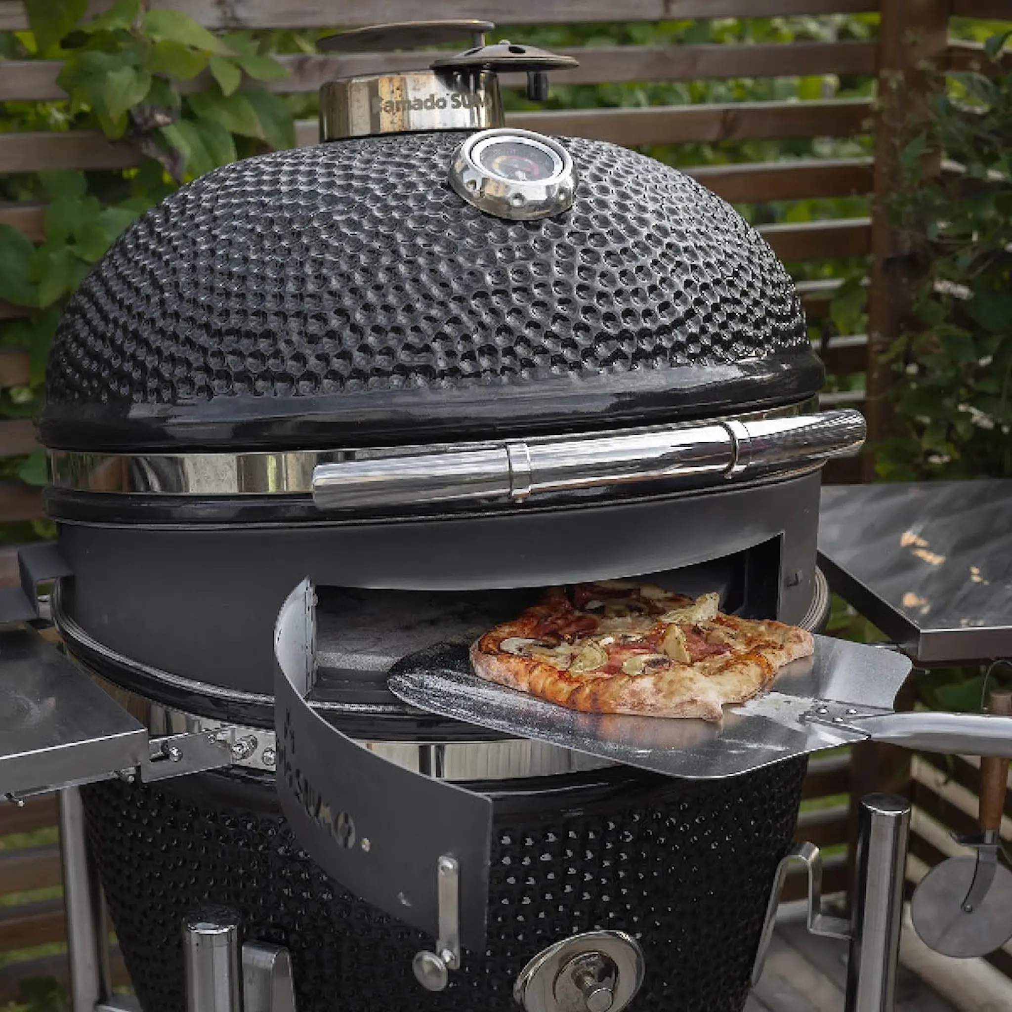 Kamado SUMO Grillmesterens Rotisserie & Pizzaovn tilbehør til Midi & Large