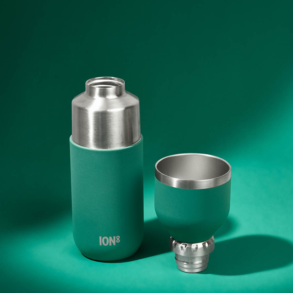 ION8 Luma termosflaska med kopp 0,7 L grön