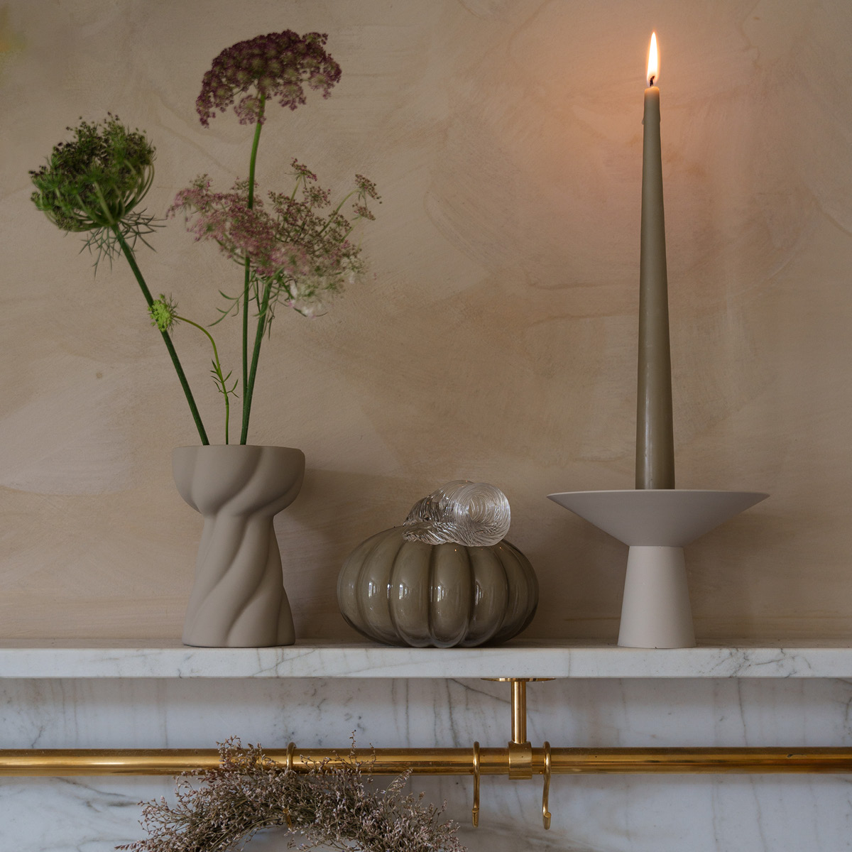 Cooee Twist Bulb vas 12 cm sand