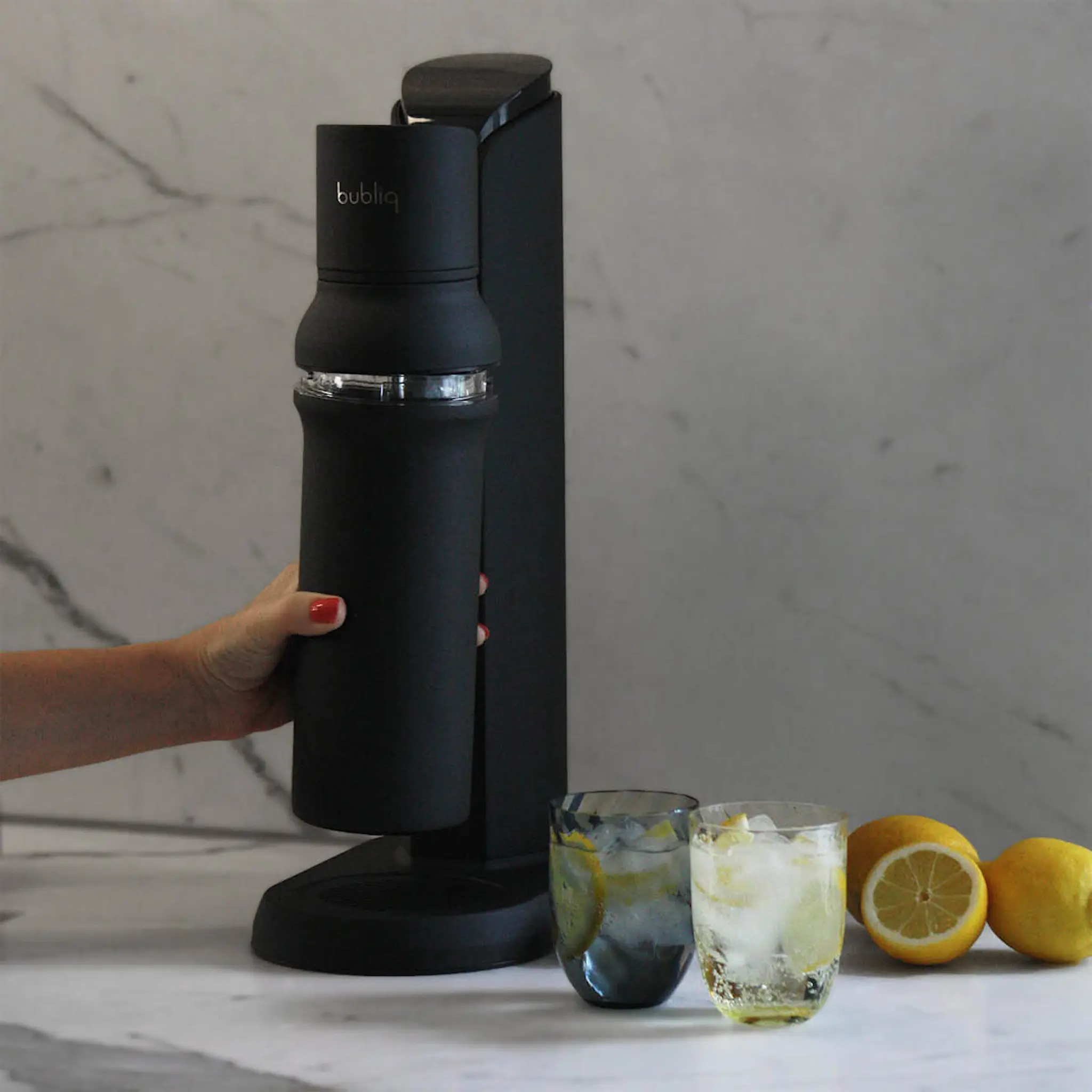 Bubliq Glass kullsyremaskin matt svart