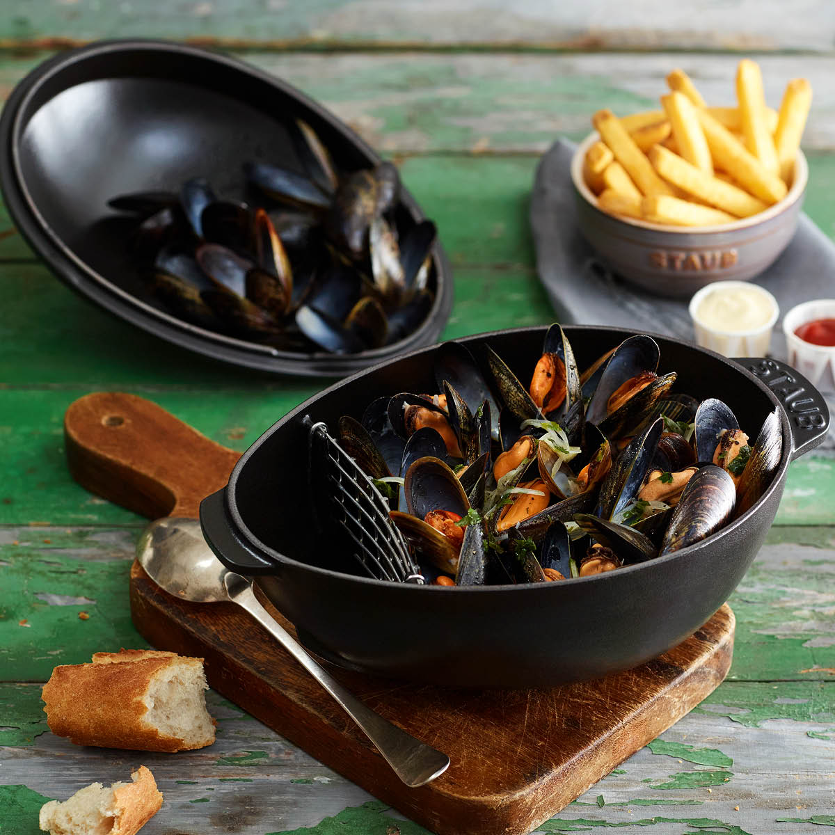 Staub La Cocotte musselgryta 25 cm 2L svart