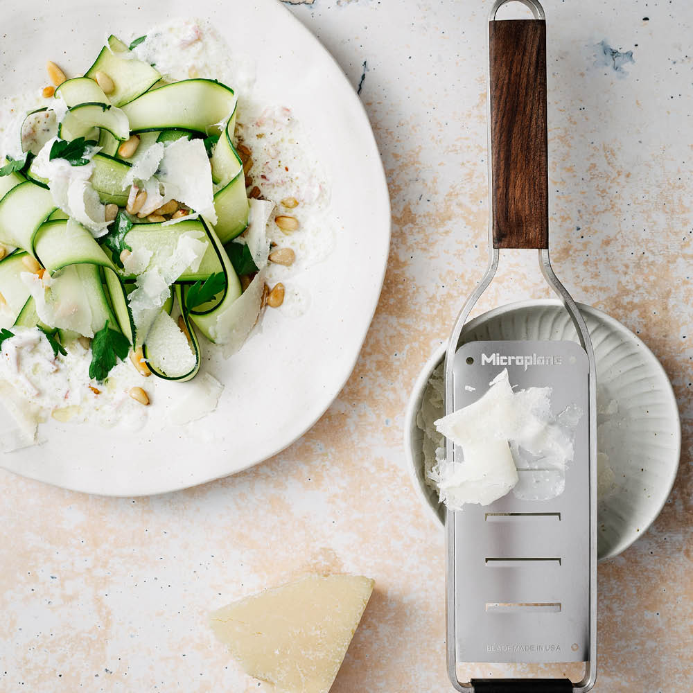 Microplane Master Large Shaver rivjärn hyvel valnöt/stål