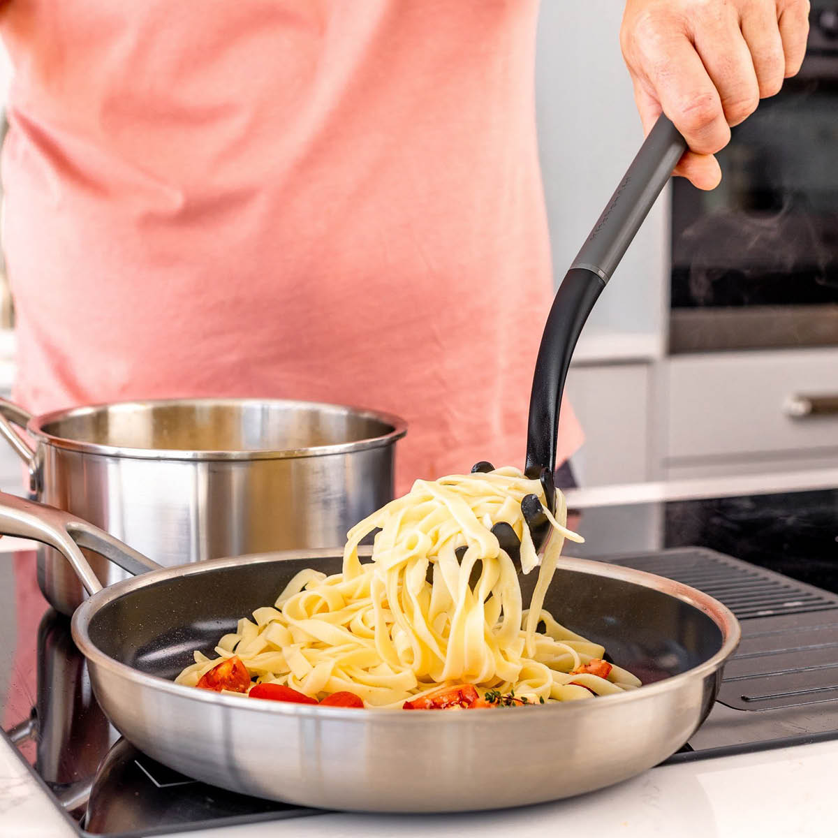 KitchenAid KitchenAid Classic pastasleiv 34 cm charcoal grey