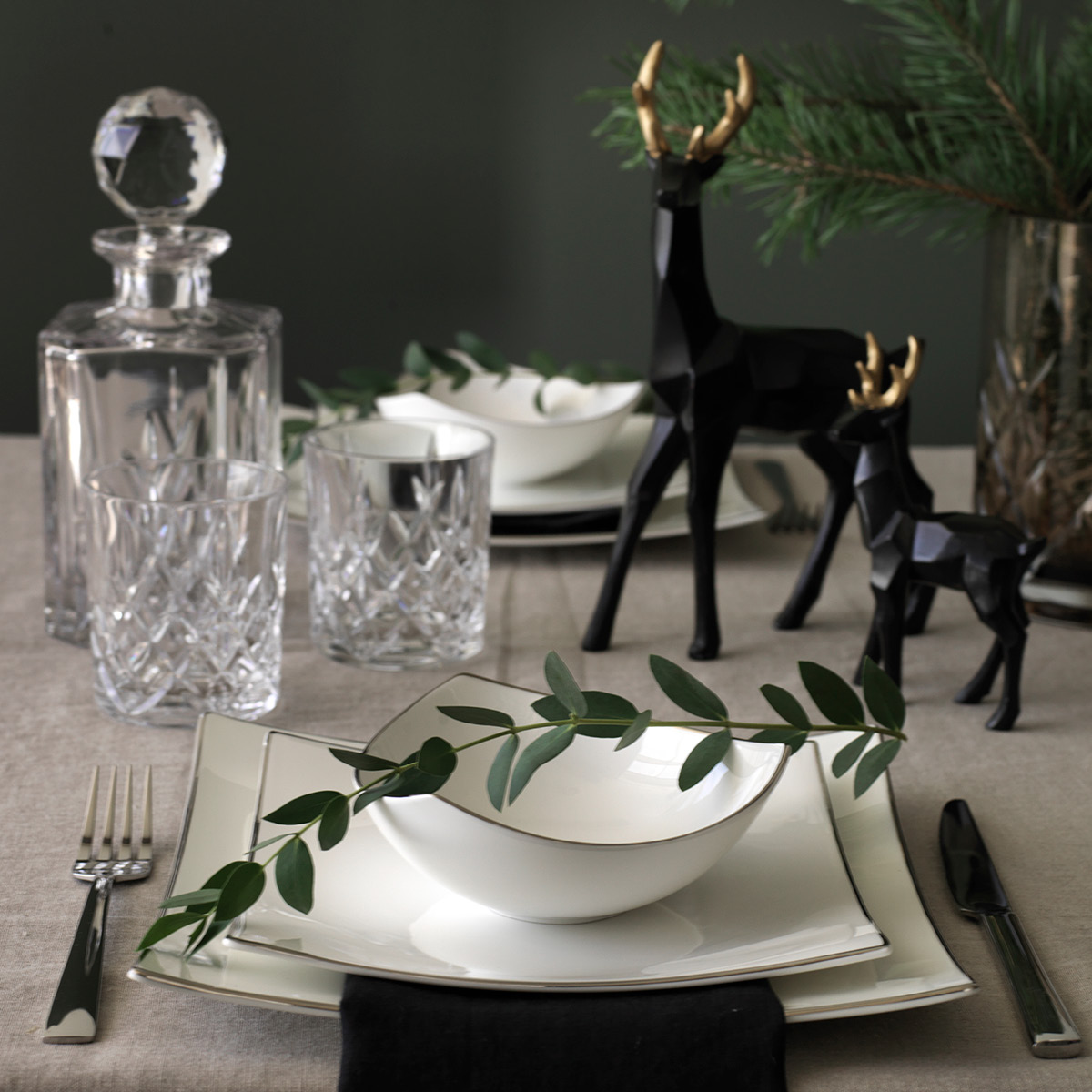 Royal Porcelain Extreme Platinum Vati 31,5x31,5 cm Valkoinen