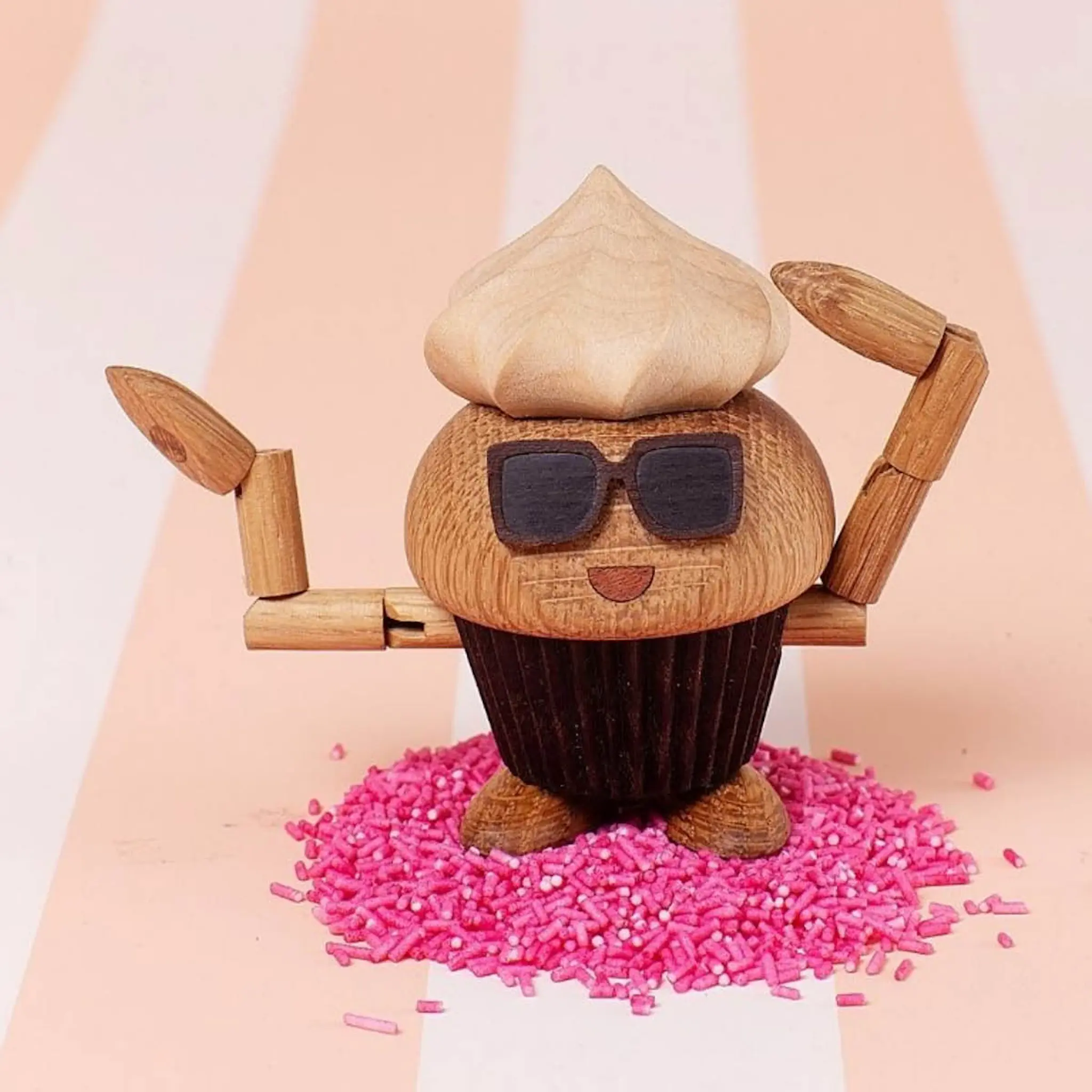 Spring Copenhagen Woodies Carrie Cupcake träddekoration 8 cm ek