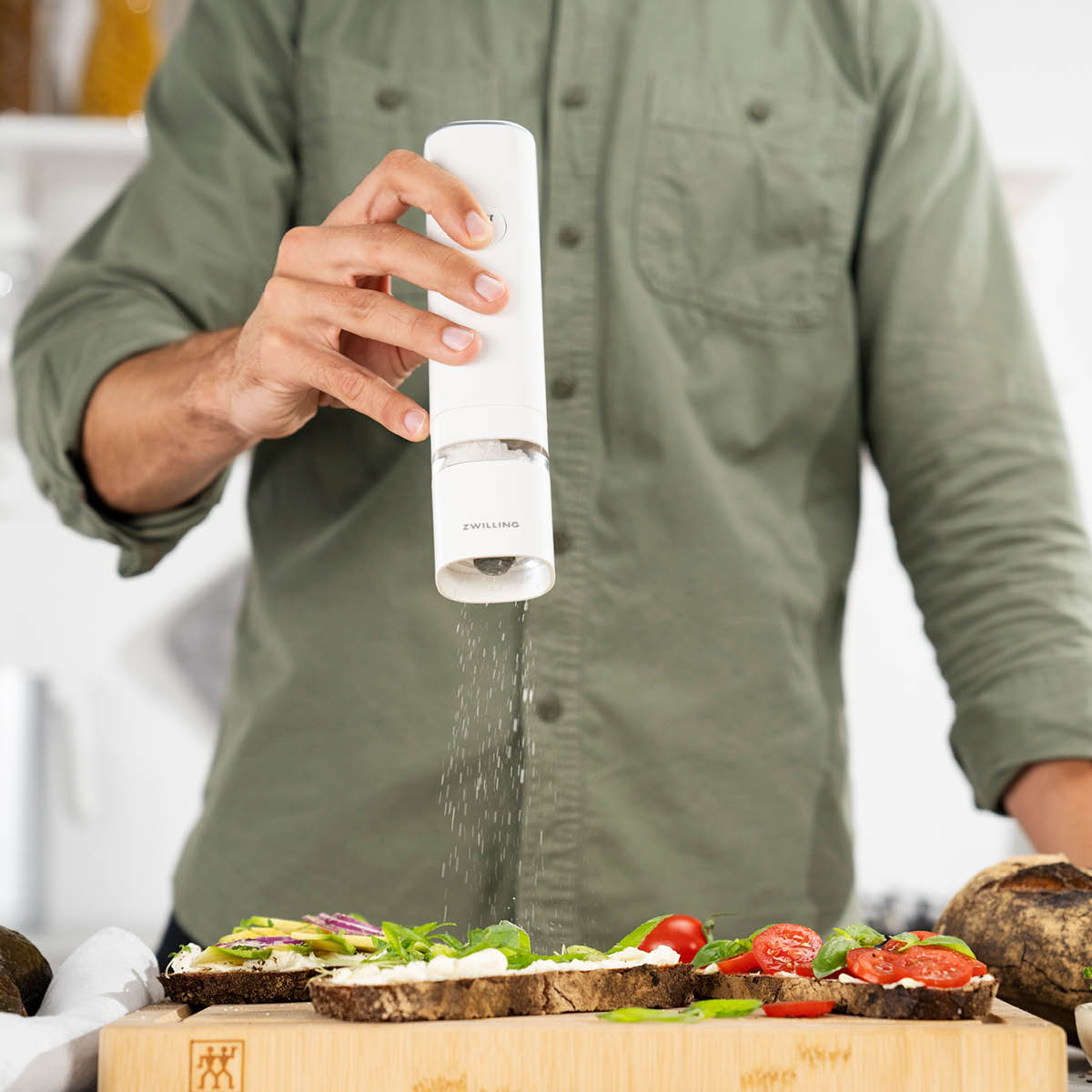 Zwilling Enfinigy elektrisk salt- och pepparkvarn 21,3 cm vit