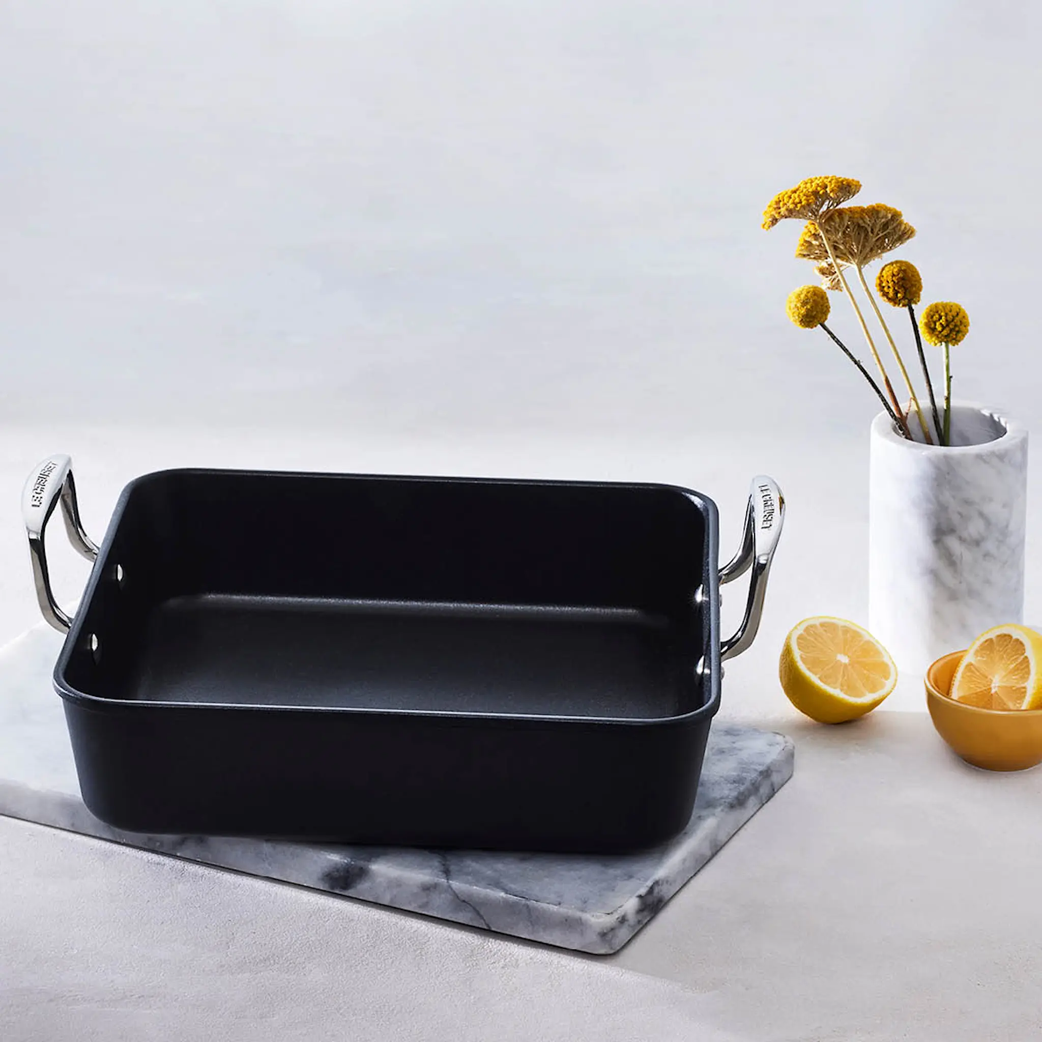 Le Creuset Toughened Non-Stick ugnspanna kvadrat 26 cm