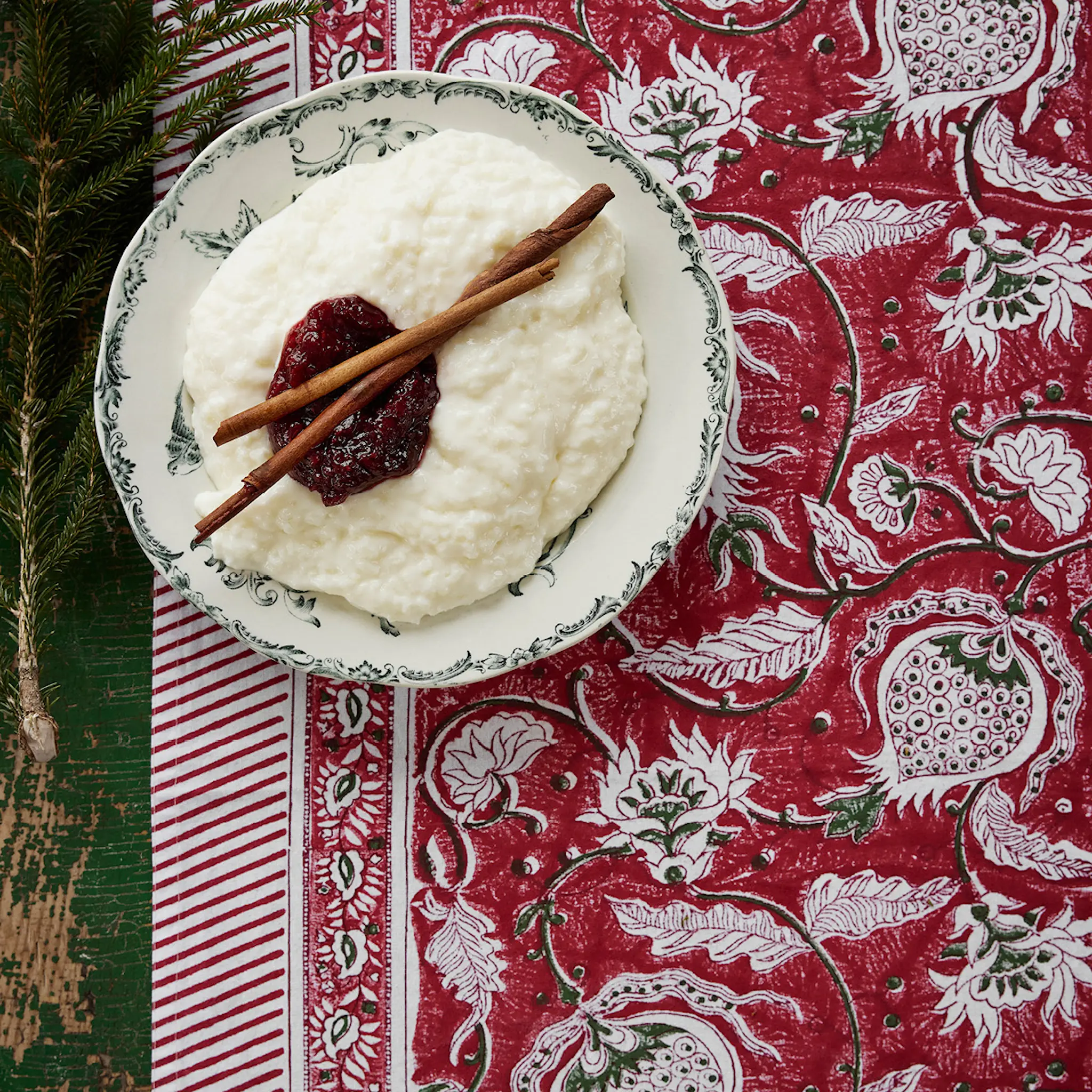 Chamois Pomegranate duk 170x270 cm röd