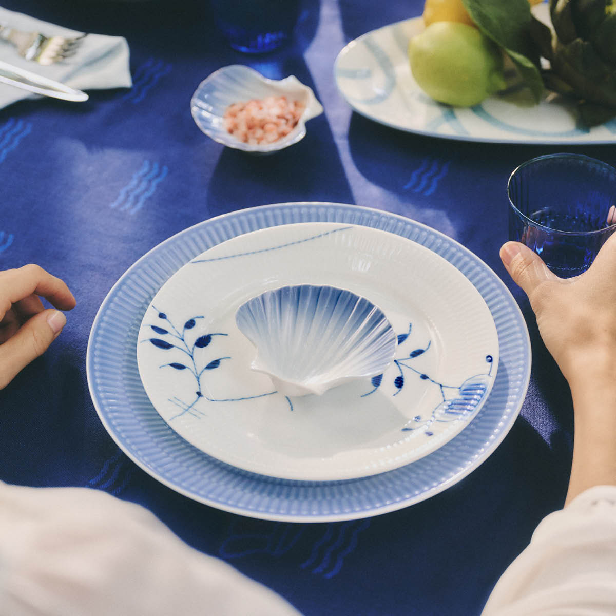 Royal Copenhagen Iris skjellformet asjett 10 cm blå