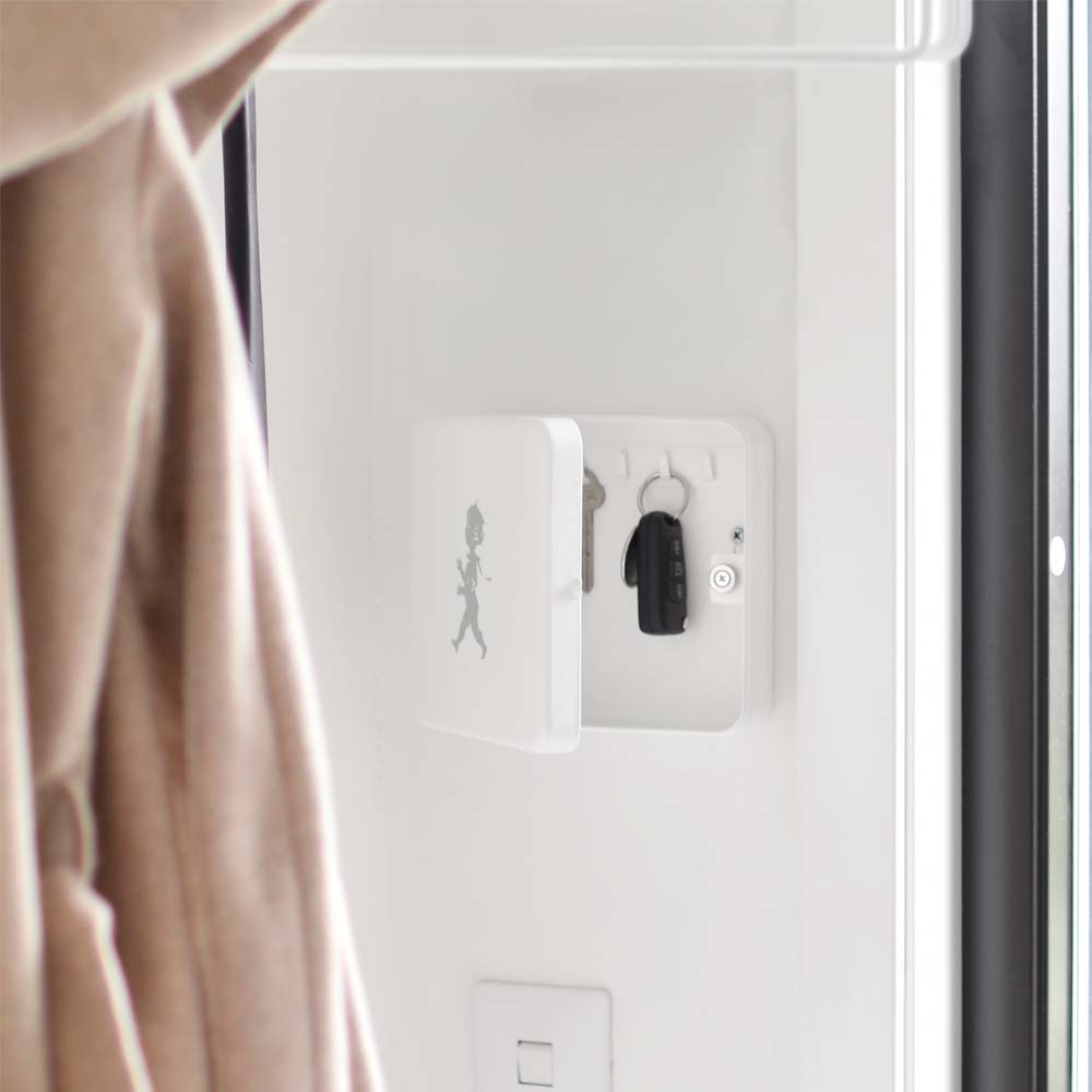 SOLSTICKAN Nøkkelskap 17x16 cm hvit matt