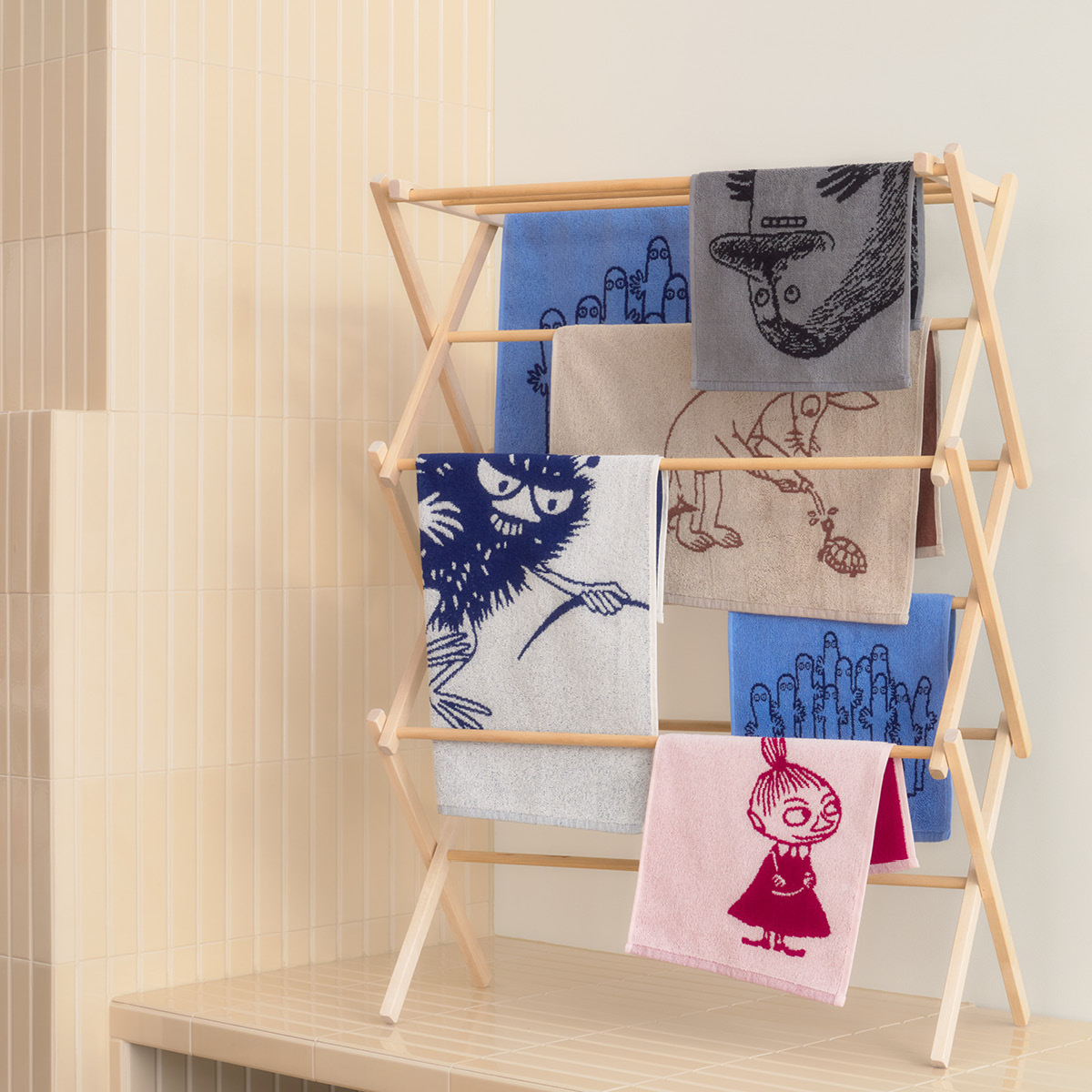 Moomin Arabia Mumin handduk 50x70 cm stinky offwhite