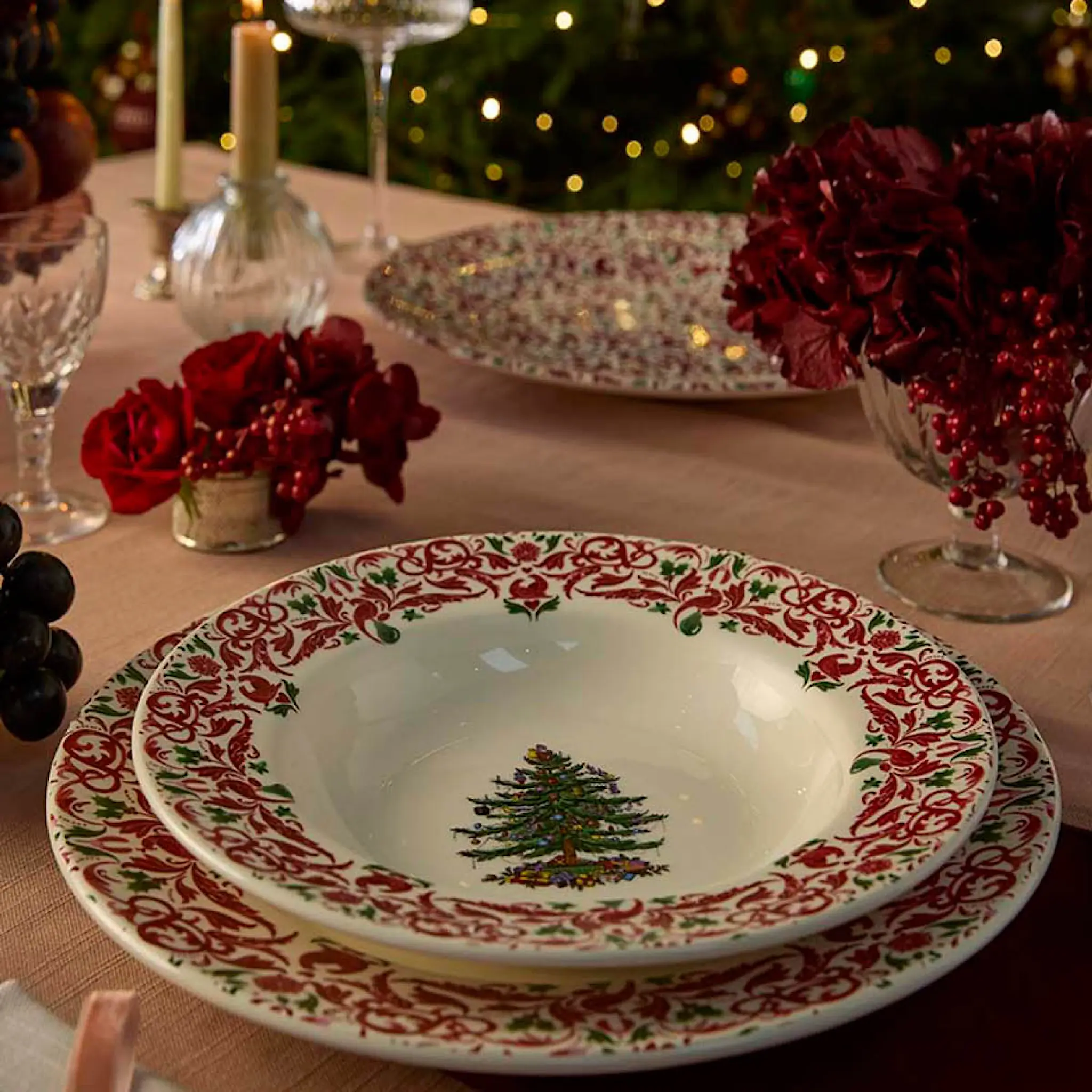 Spode Christmas Tree Yuletide sopptallrik 23 cm