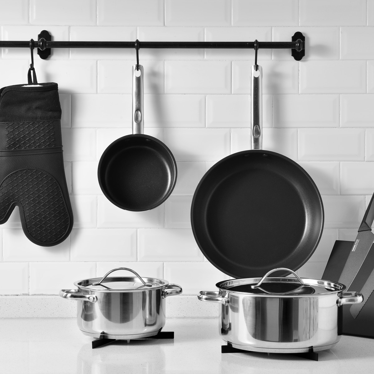 Modern House Rix stekpanna 28 cm blank/svart