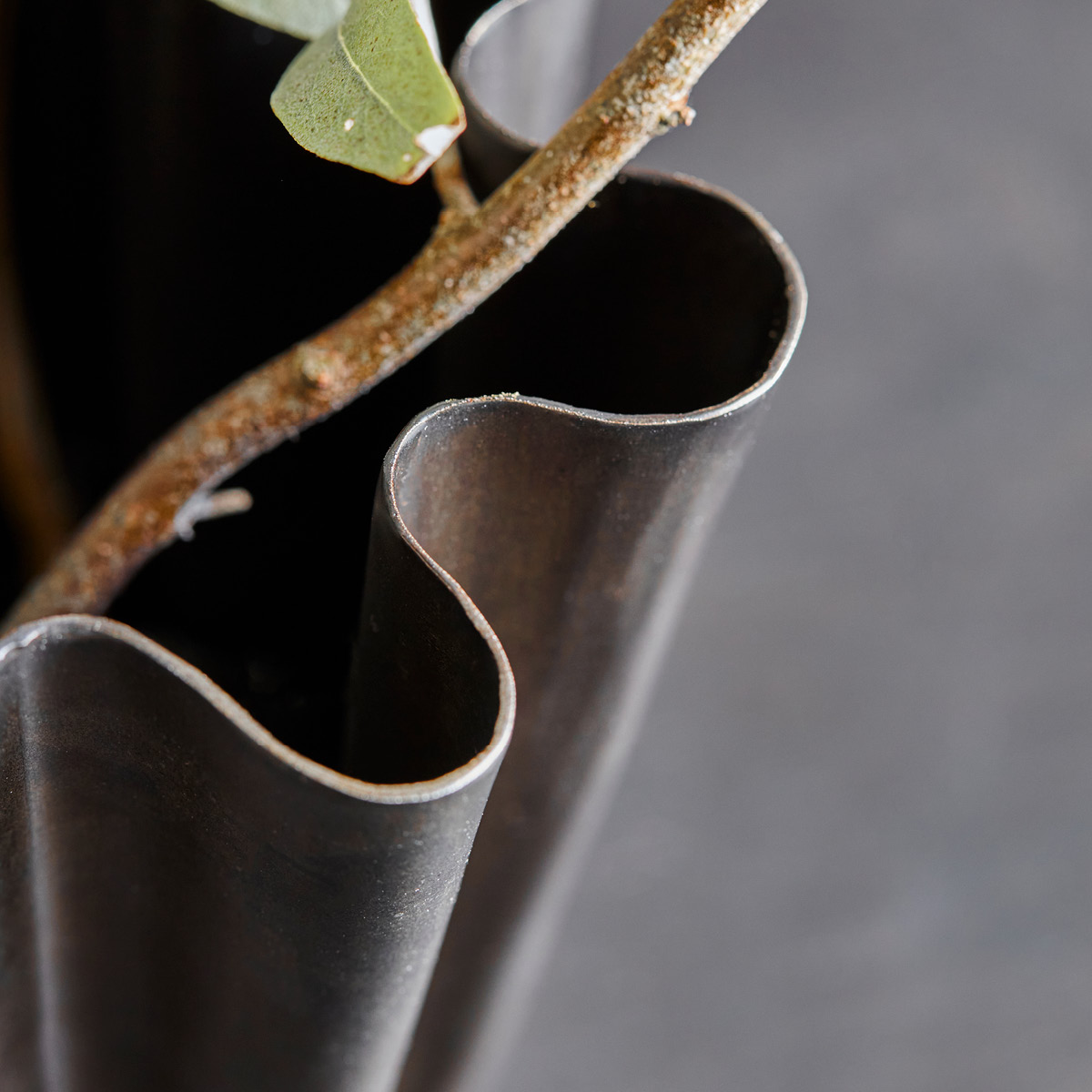 House Doctor Flood vase 12,5 cm antikk brun