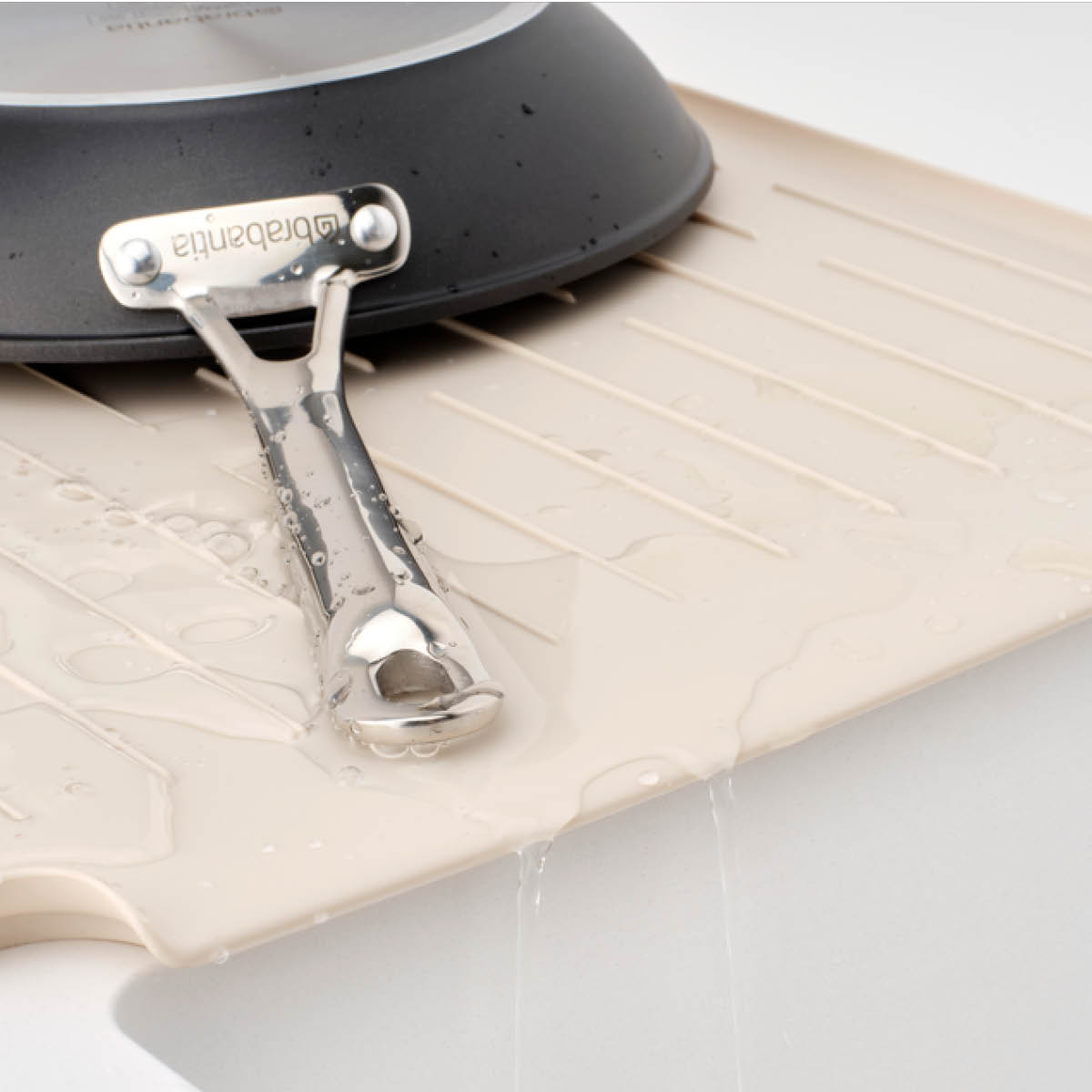 Brabantia SinkSide hopfällbart diskställ 51x42 cm soft beige