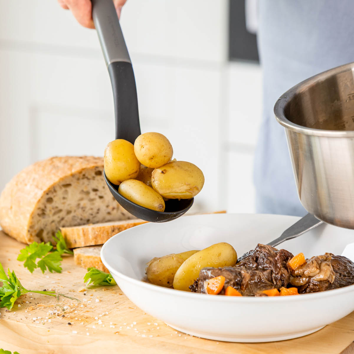 KitchenAid KitchenAid Classic hullsleiv 34 cm charcoal grey