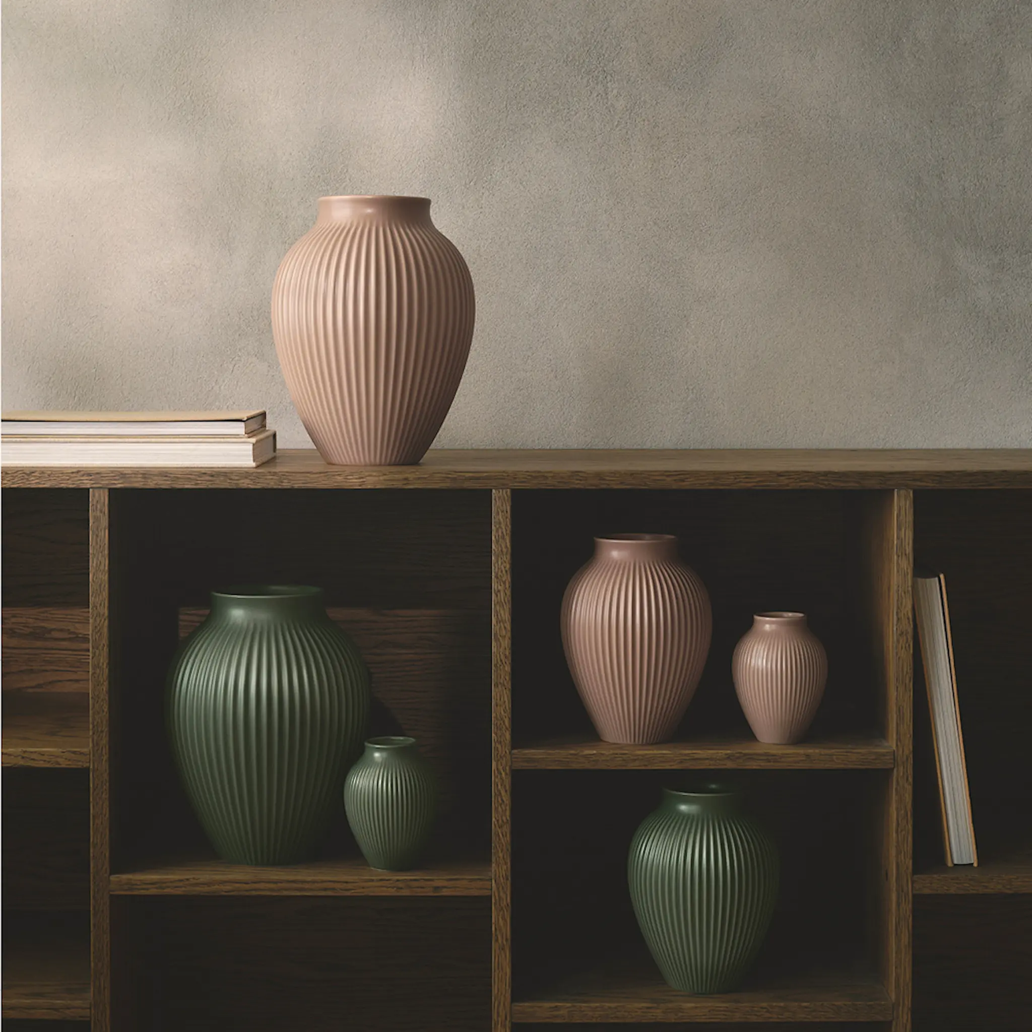 Knabstrup Keramik Ripple vas 12,5 cm matt celadon green