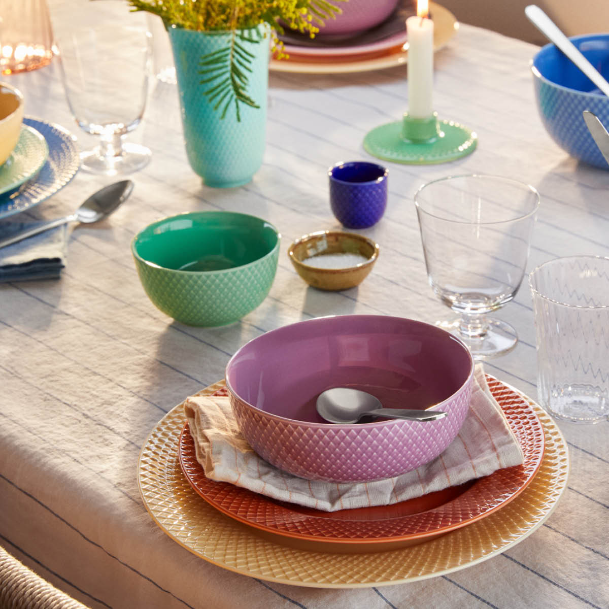 Lyngby Porcelæn Rhombe Color Lautanen 27 cm Hiekka