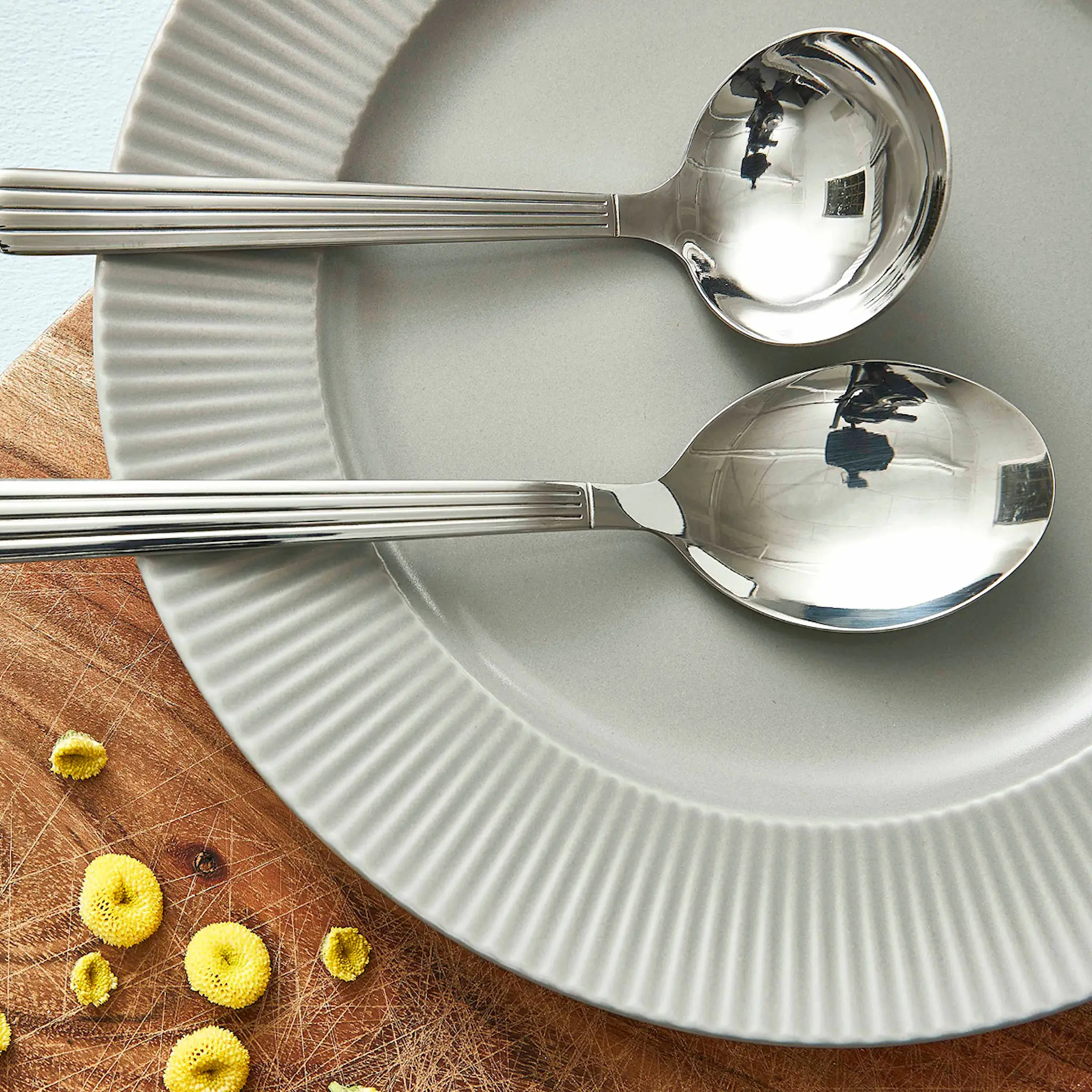 Aida Groovy potetskje 21,8 cm polert hover