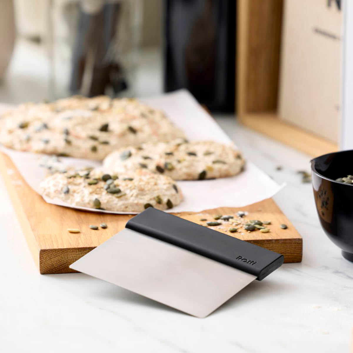 Rosti Emma degskrapa stål black