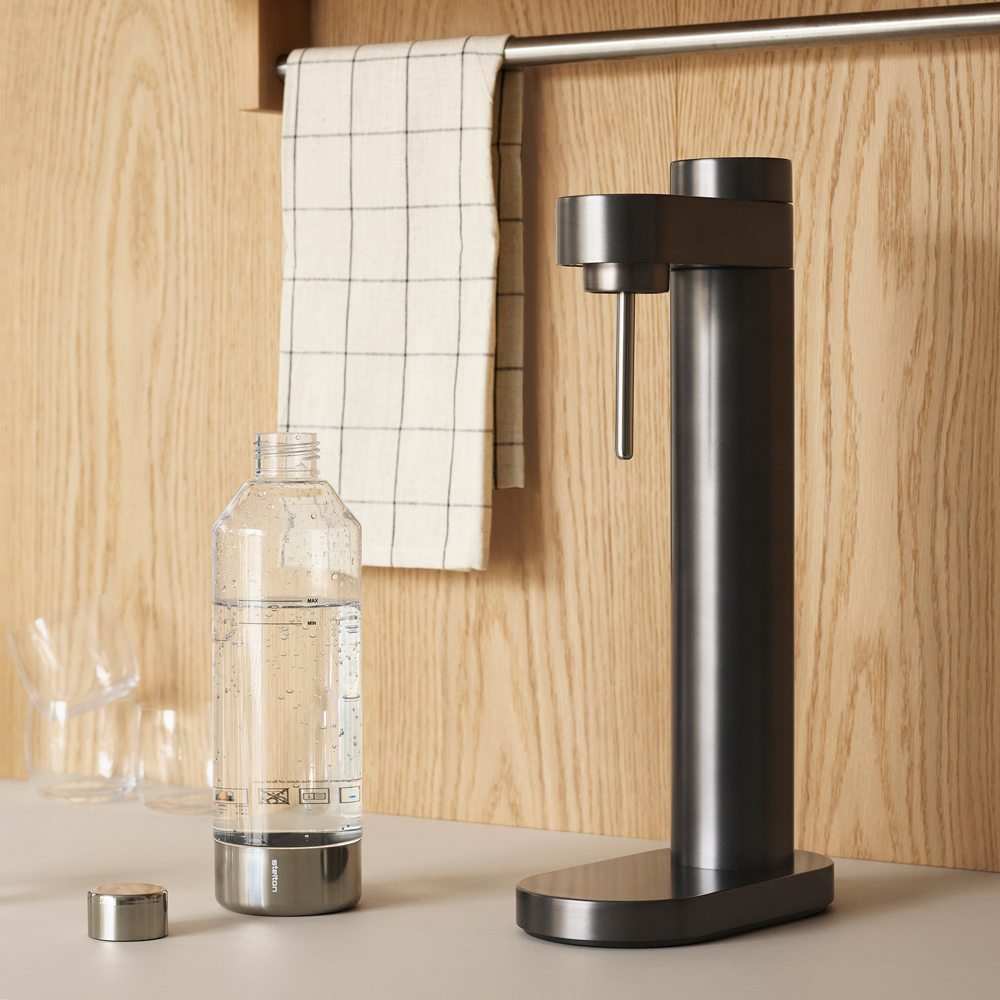 Stelton Brus Kolsyremaskin 42 cm Black Metallic