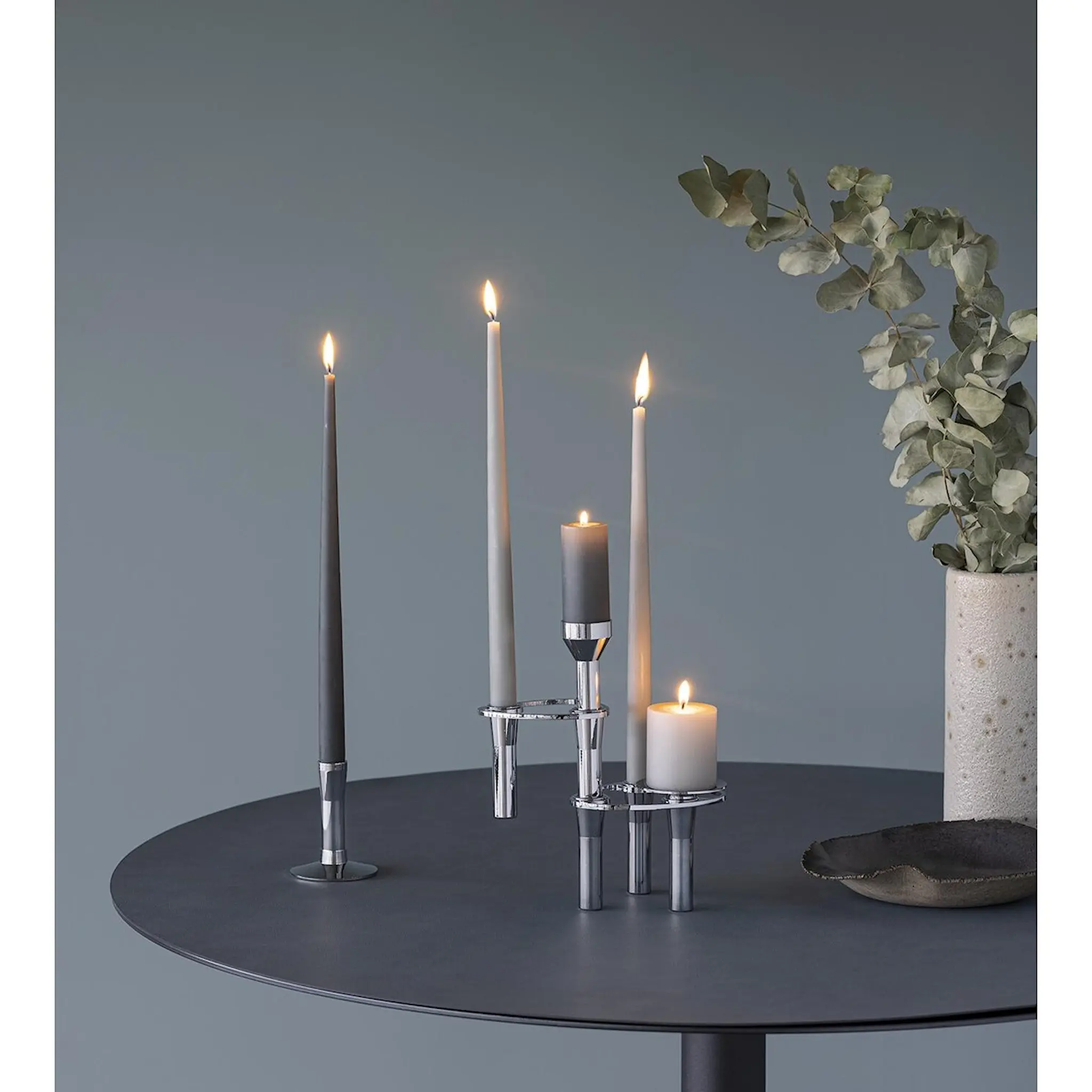LIND DNA Curve Plinth Kynttilänjalka 2,2 cm Kromi