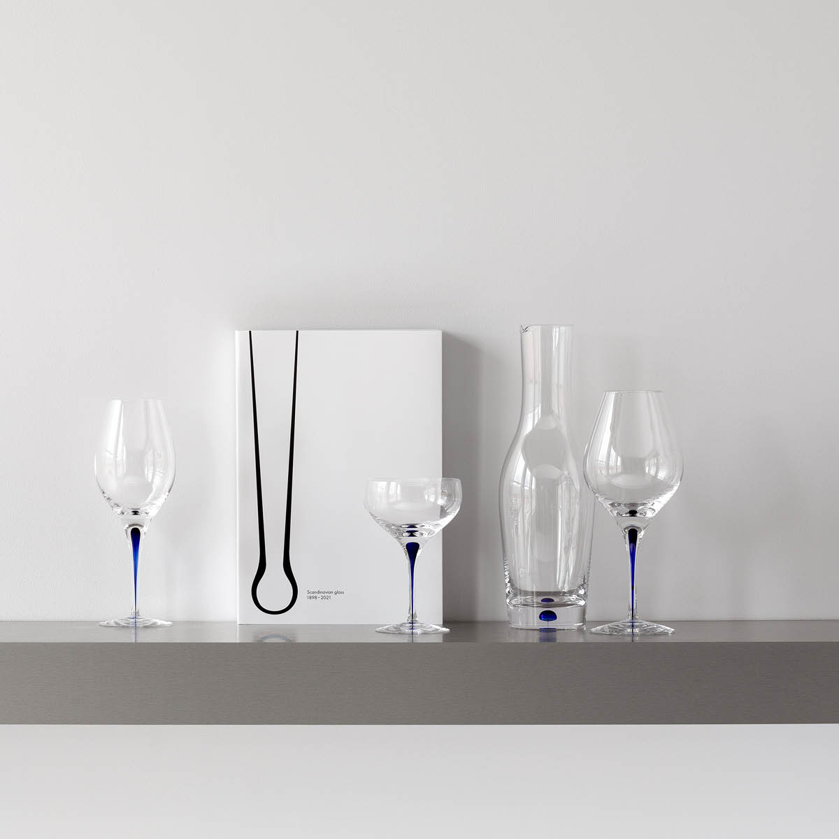 Orrefors Intermezzo karaffel 112 cl blå