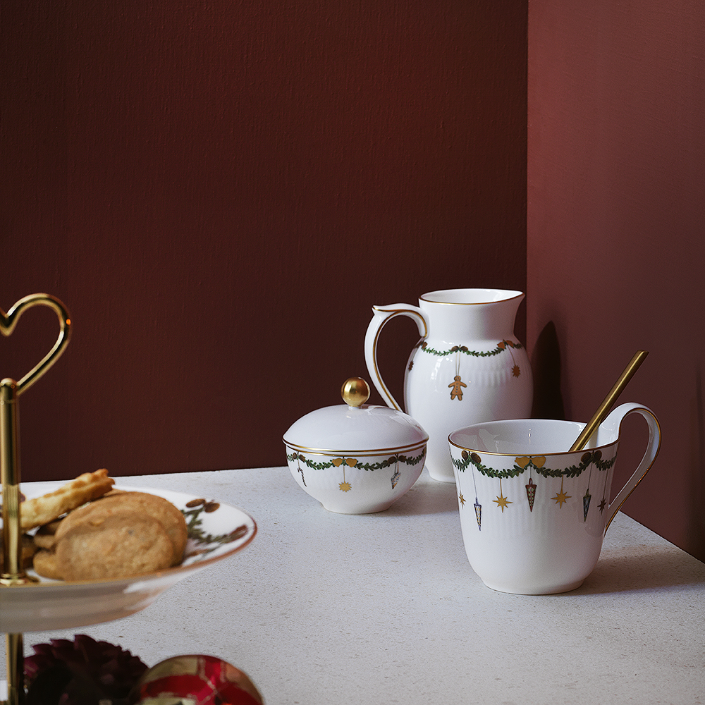 Royal Copenhagen Star Fluted Christmas Kannu 39 cl