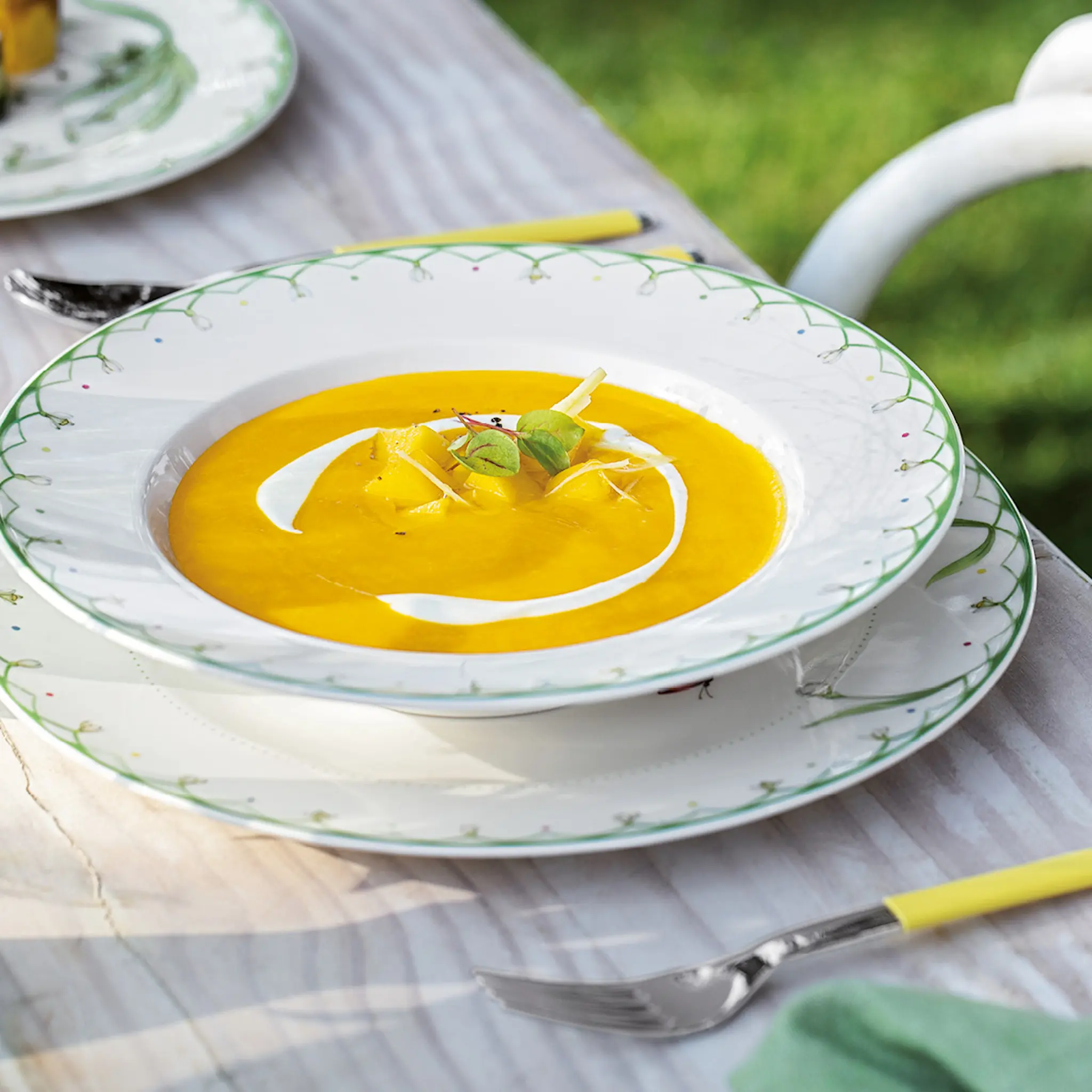 Villeroy & Boch Colourful Spring djup tallrik 25 cm