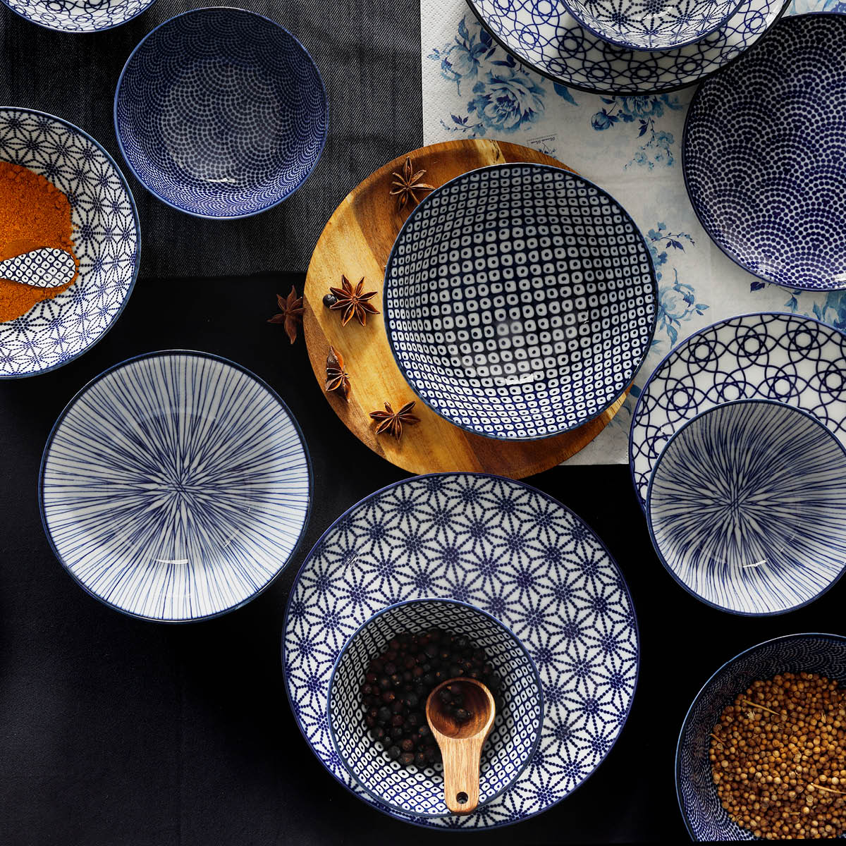 Tokyo Design Studio Nippon Blue tayo skål 15,2 cm lines