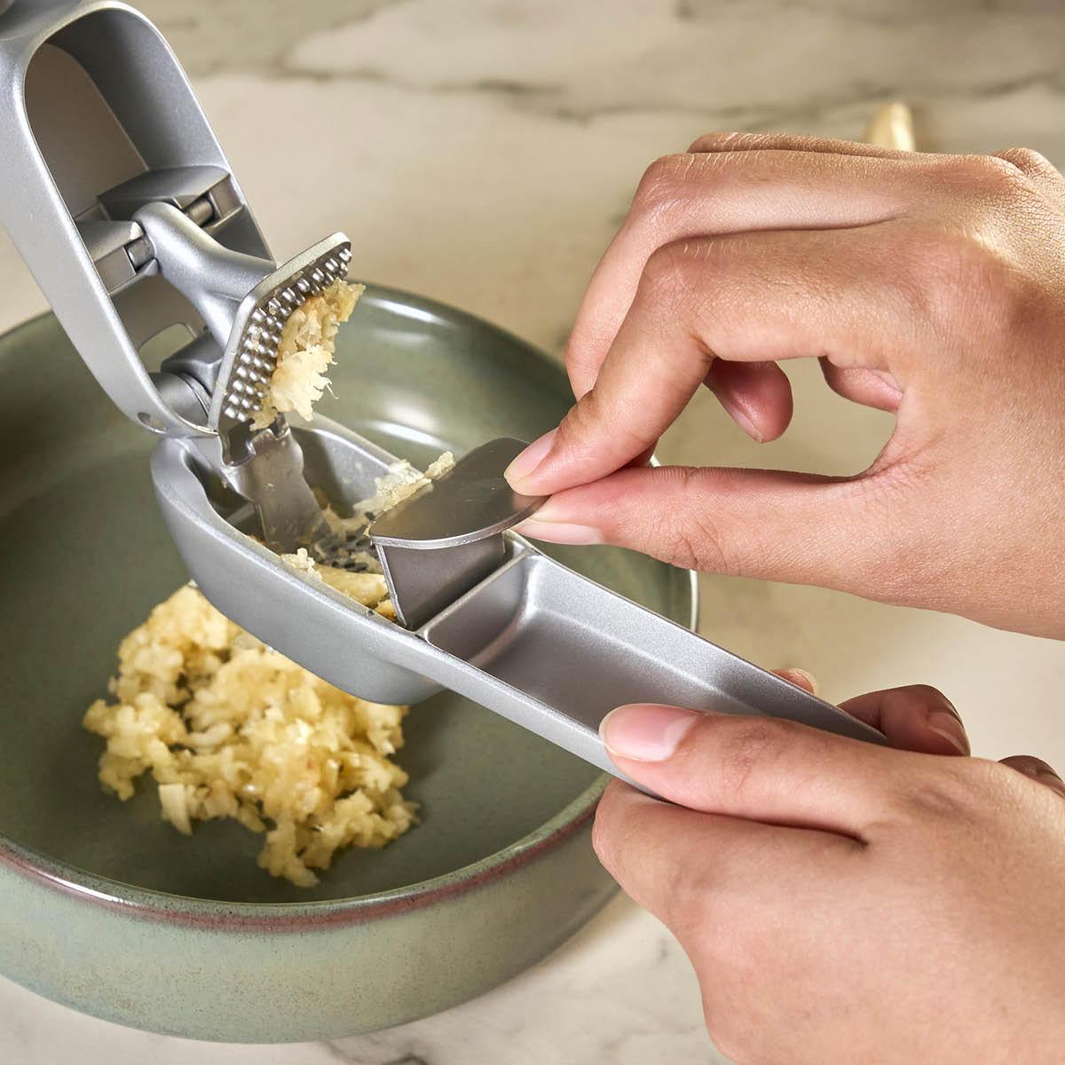 Zyliss Susi 4 hvitløkspresse 6,5 cm sølv