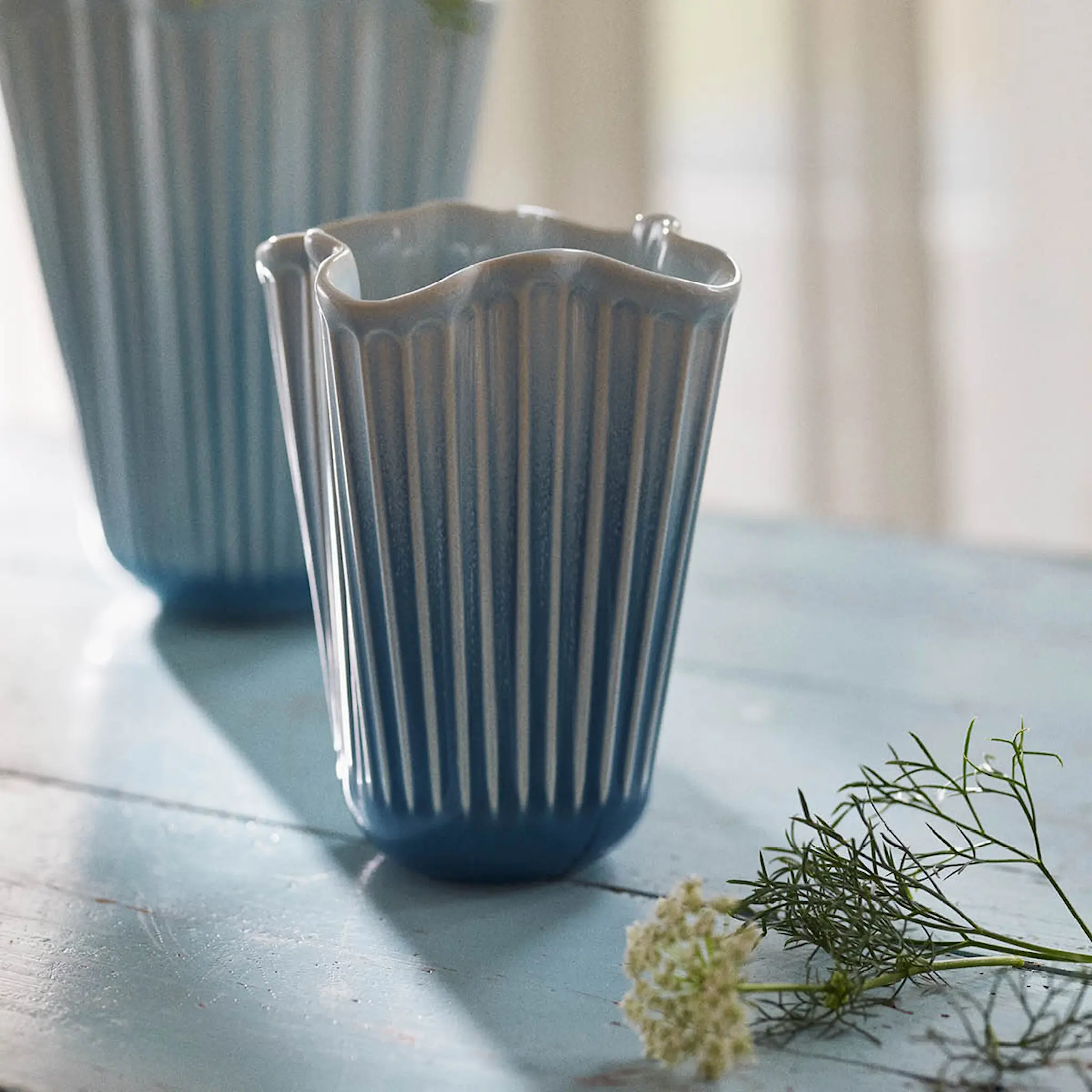 Kähler Hammershøi Unfold vas 16,5 cm blå