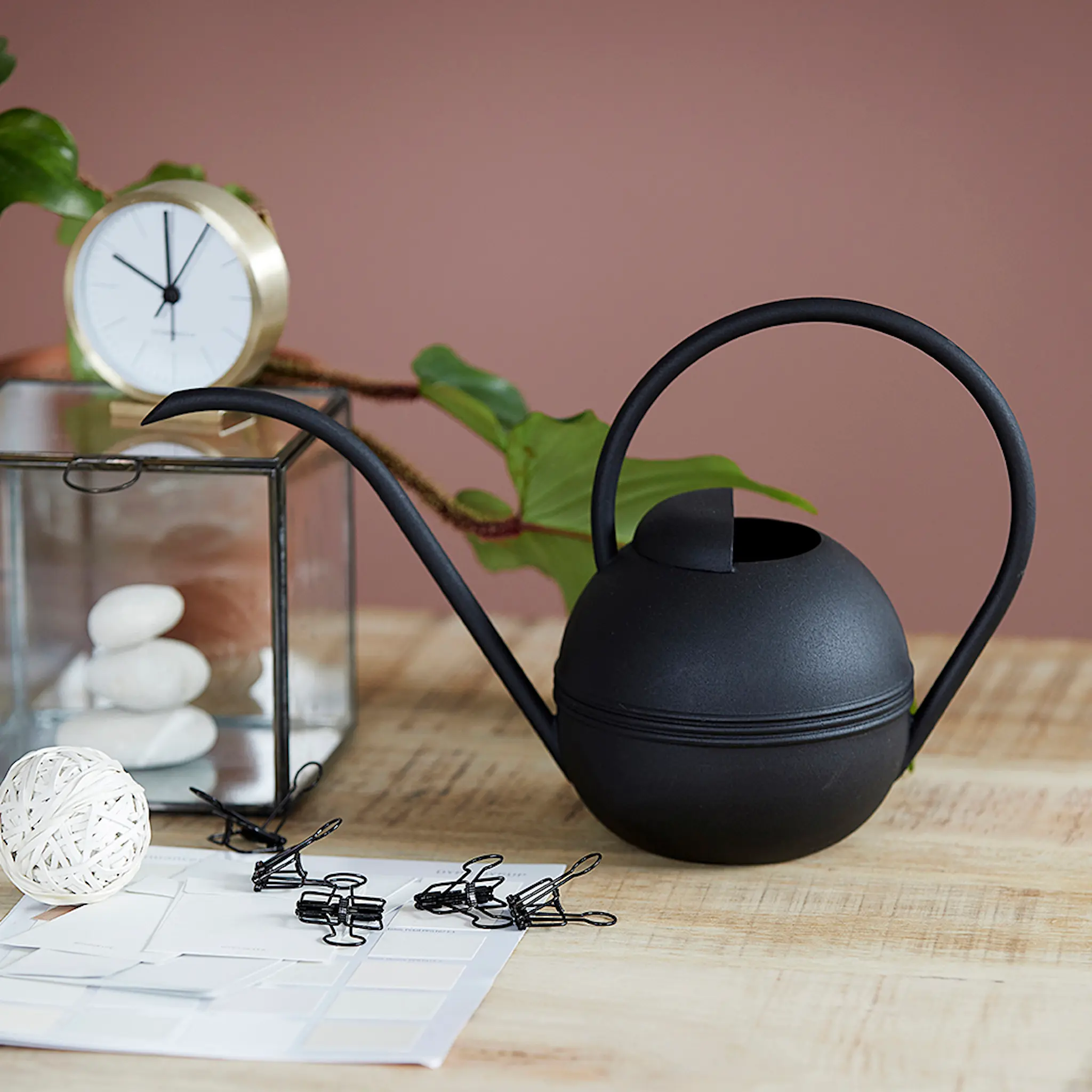 House Doctor Plant Vattenkanna 37 cm Svart