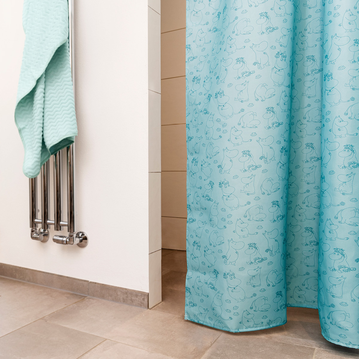 Dsignhouse x Moomin Mummi dusjforheng 180x200 cm blå