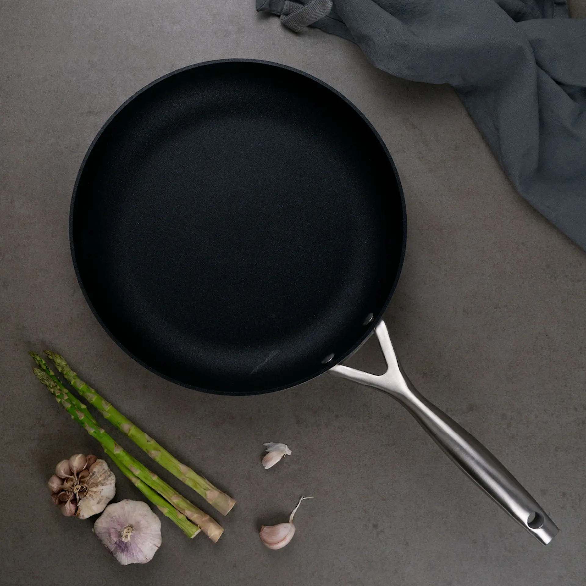 Cs Radii Scanpan CS+ stekpanna 28 cm stål - Cervera